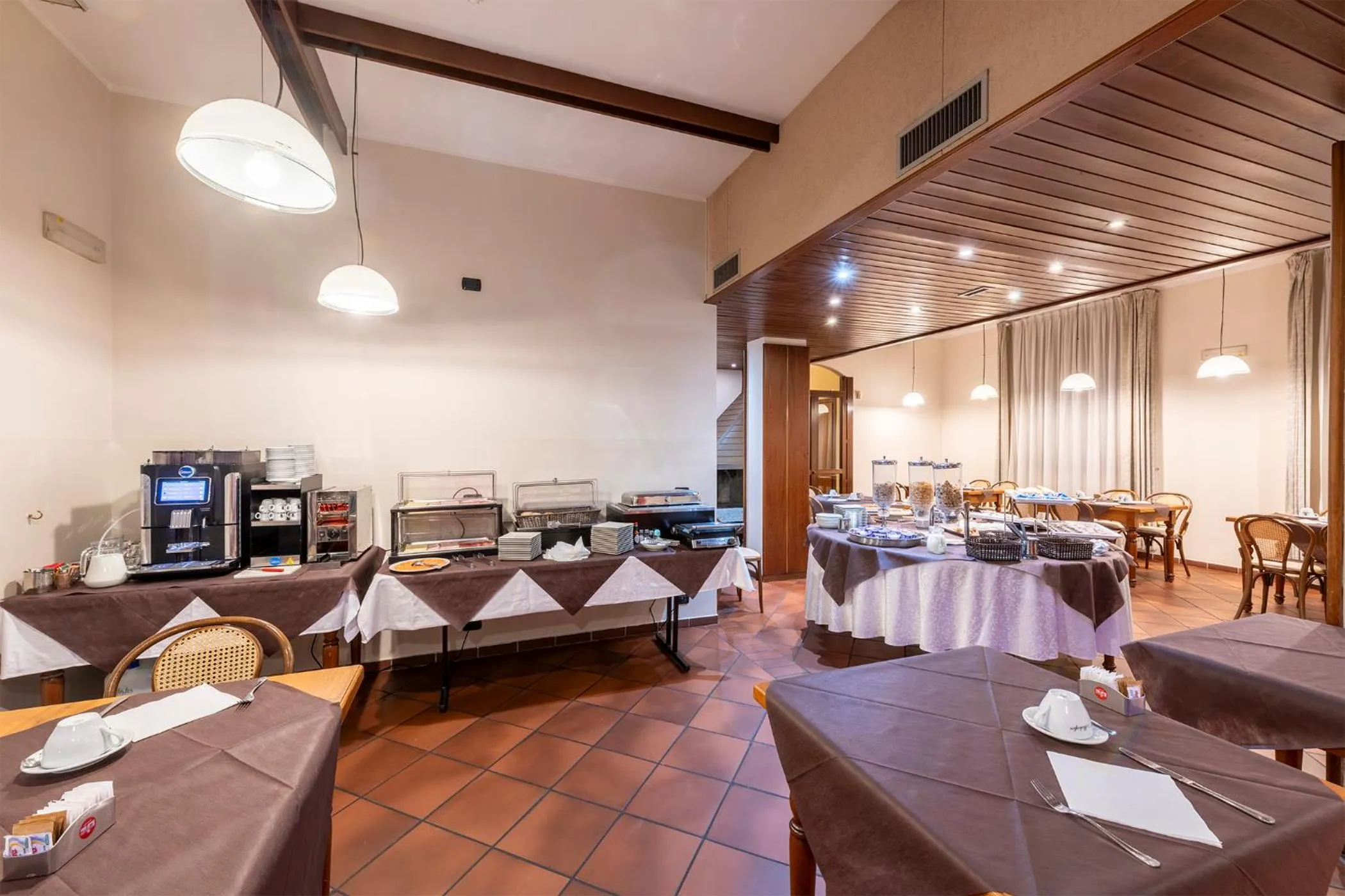 Breakfast in Hotel Vecchio Casello