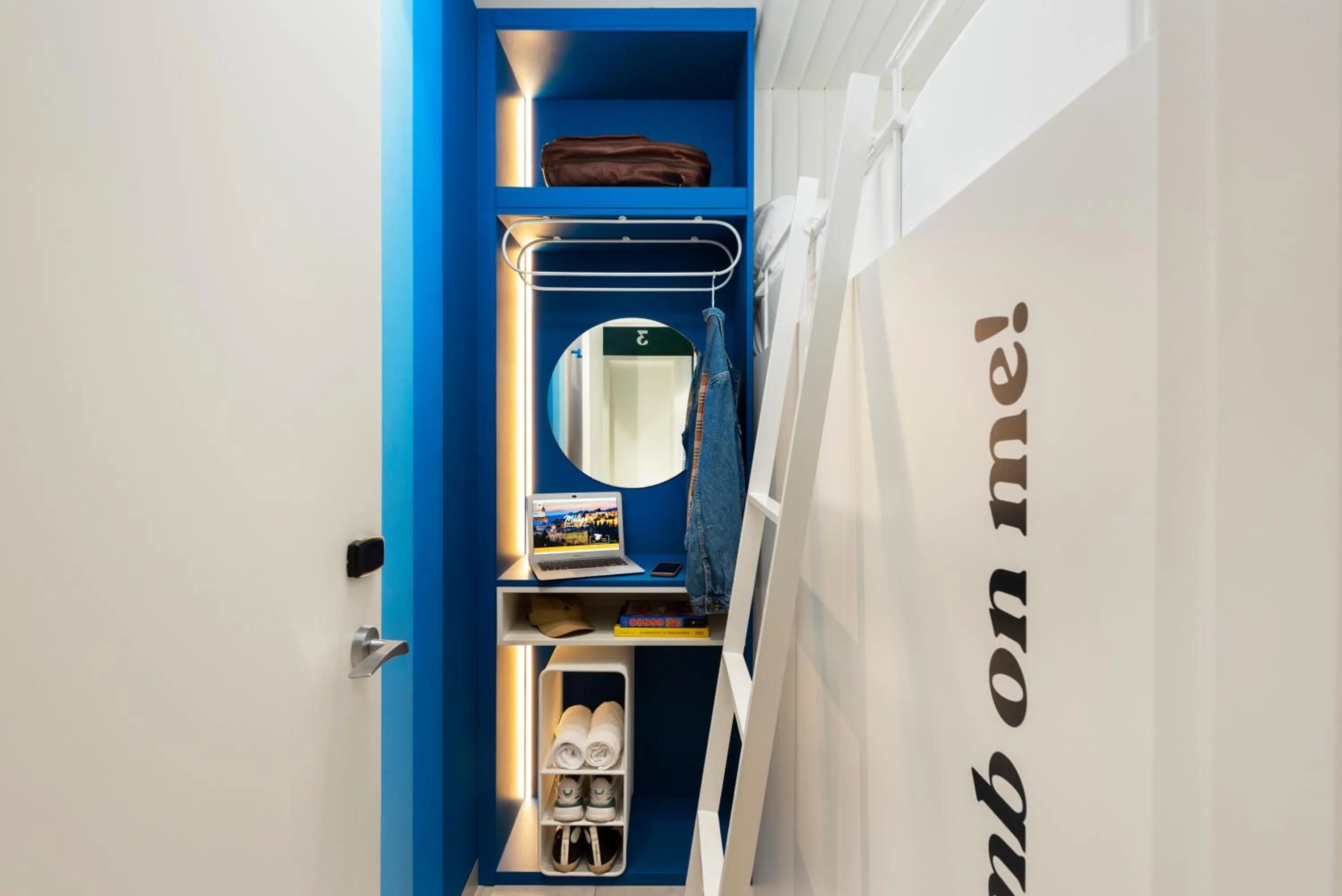 Photo of the whole room in Coeo Pod Hostel Beatas