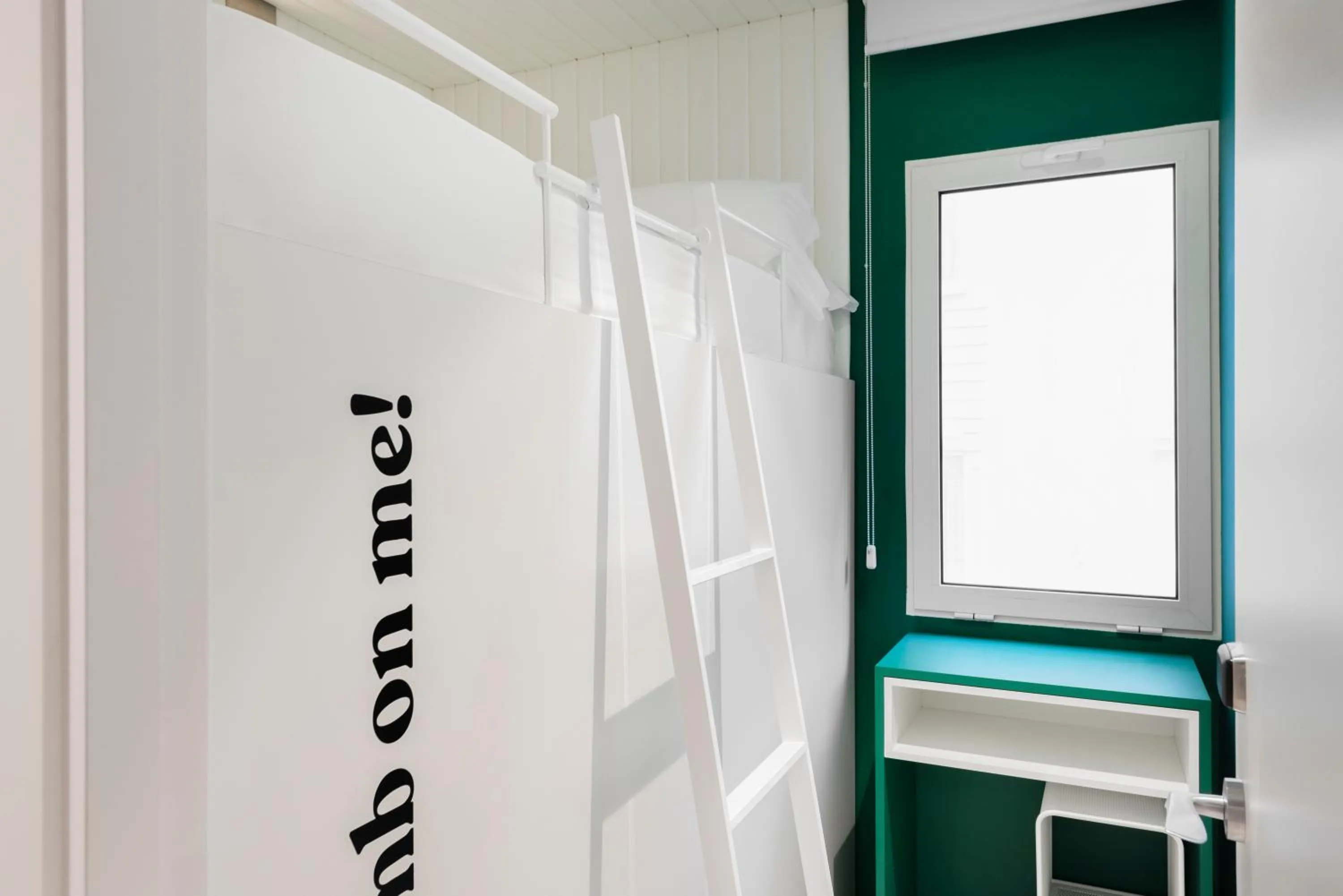 Photo of the whole room in Coeo Pod Hostel Beatas