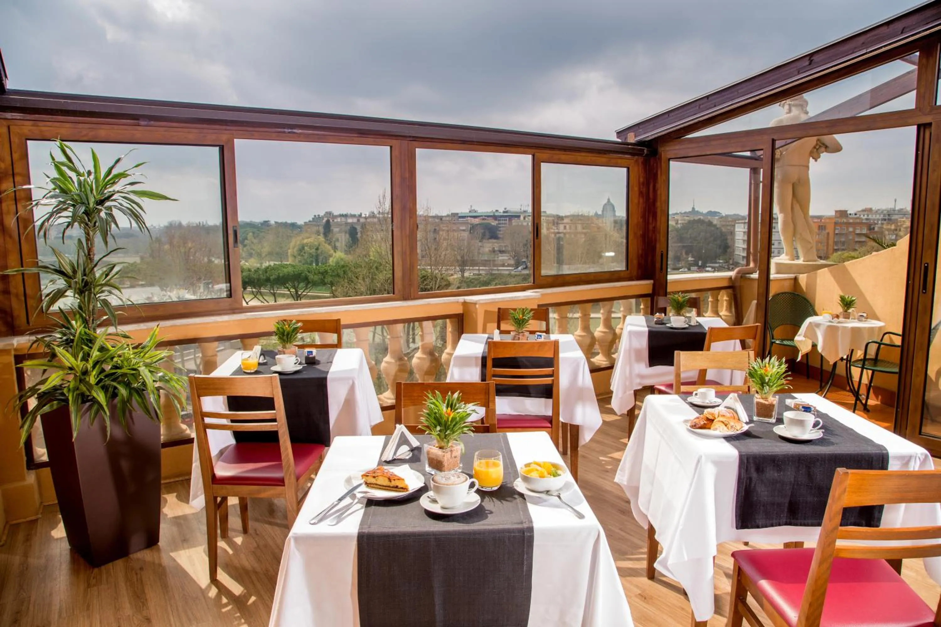 Restaurant/places to eat in Best Western Hotel Astrid