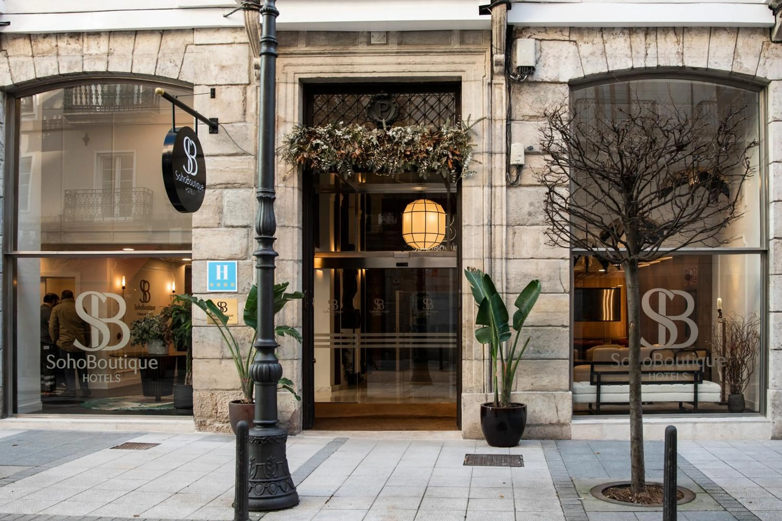 Facade/entrance in Soho Boutique Palacio de Pombo