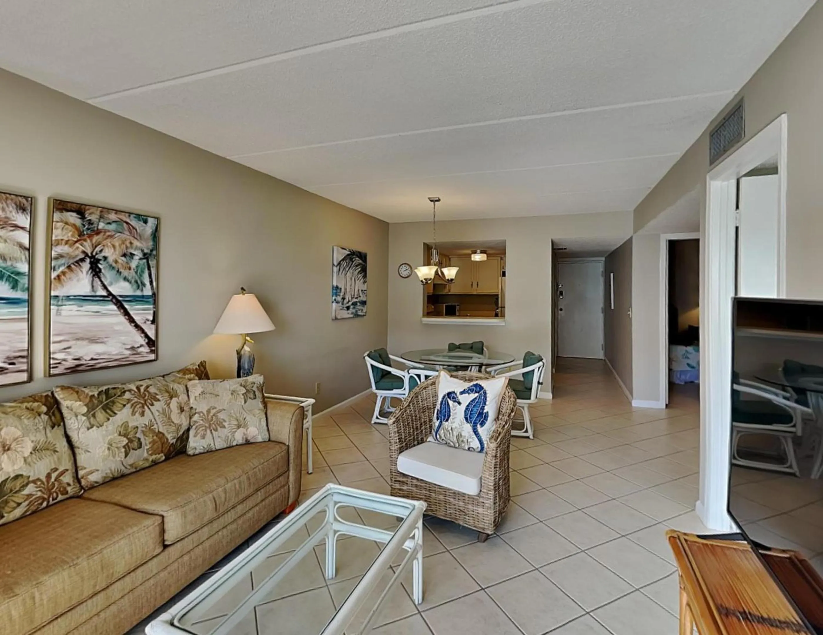 Property building in Ocean Racquet 5116