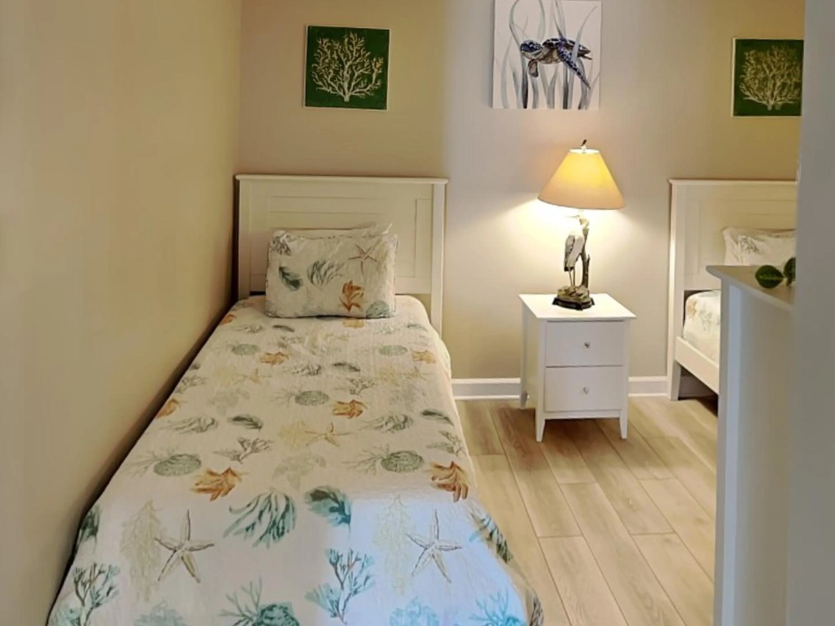 Bed in Ocean Racquet 5116