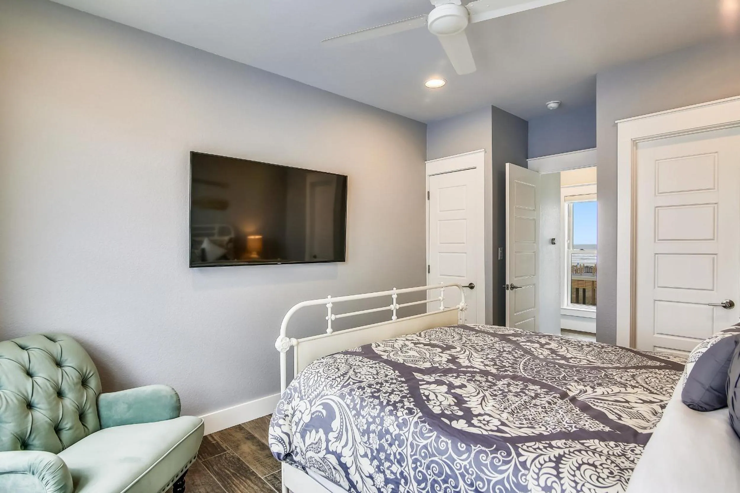 Bed in Skin and Bones