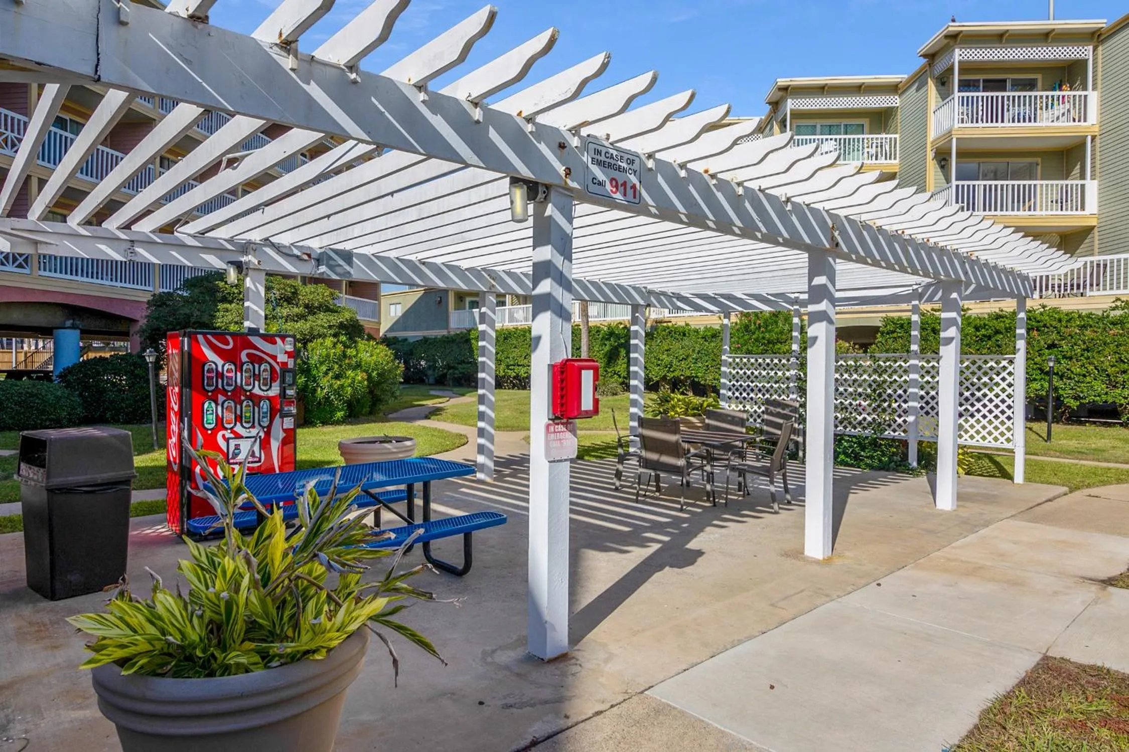 Victorian 3112-All for Fun