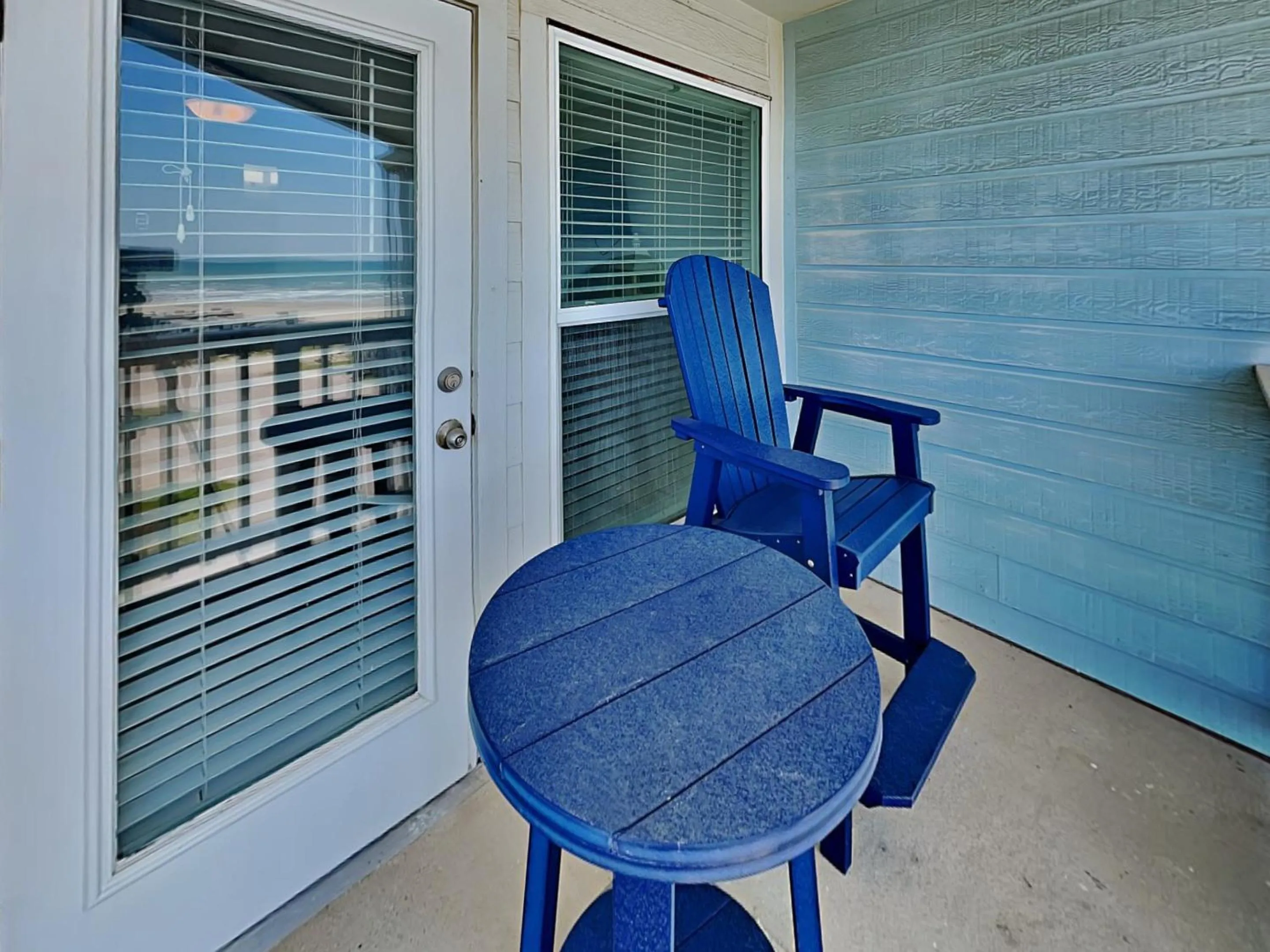 Seascape 1301-Beachcomber