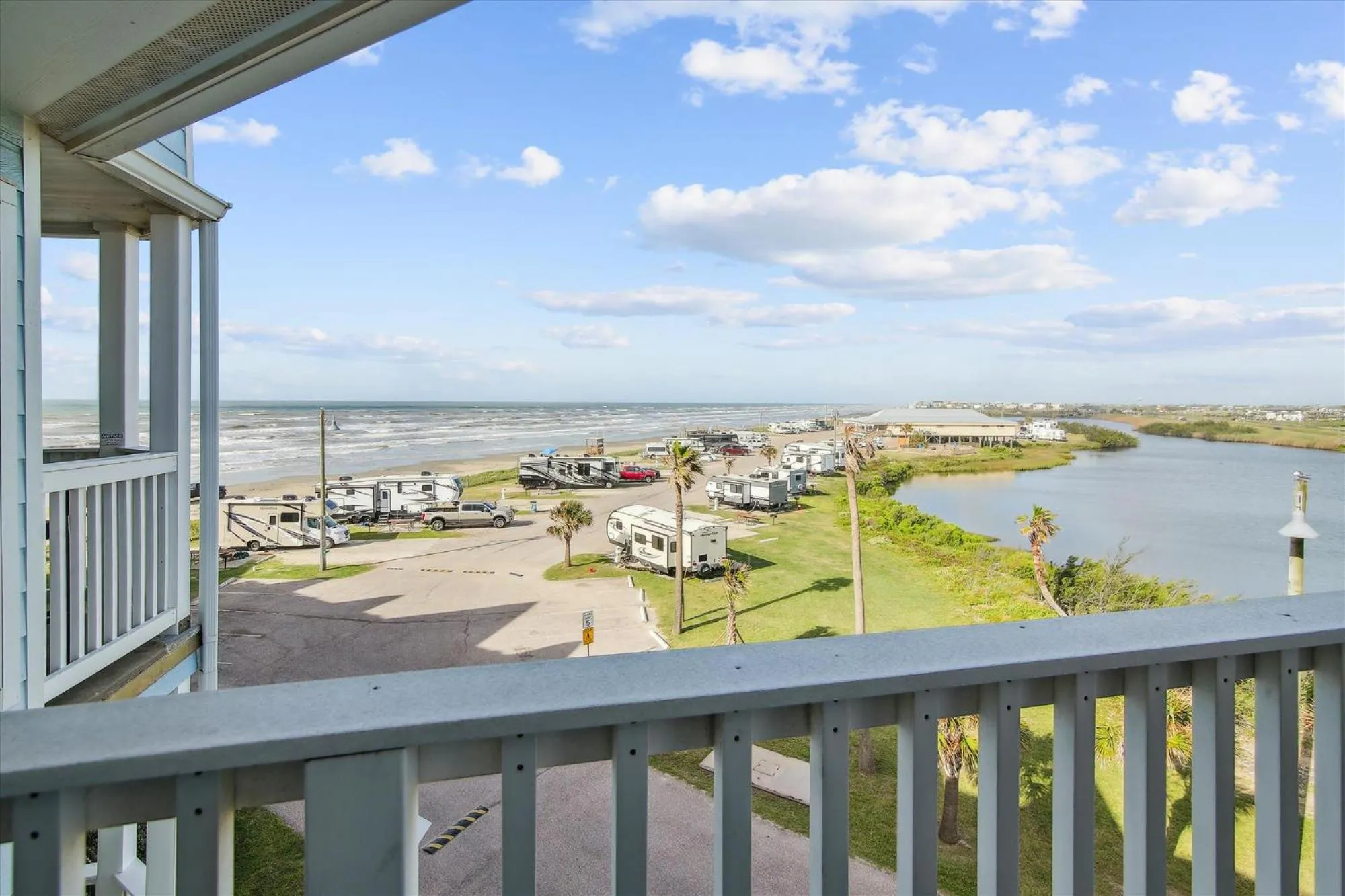 Property building in Seascape 1301-Beachcomber