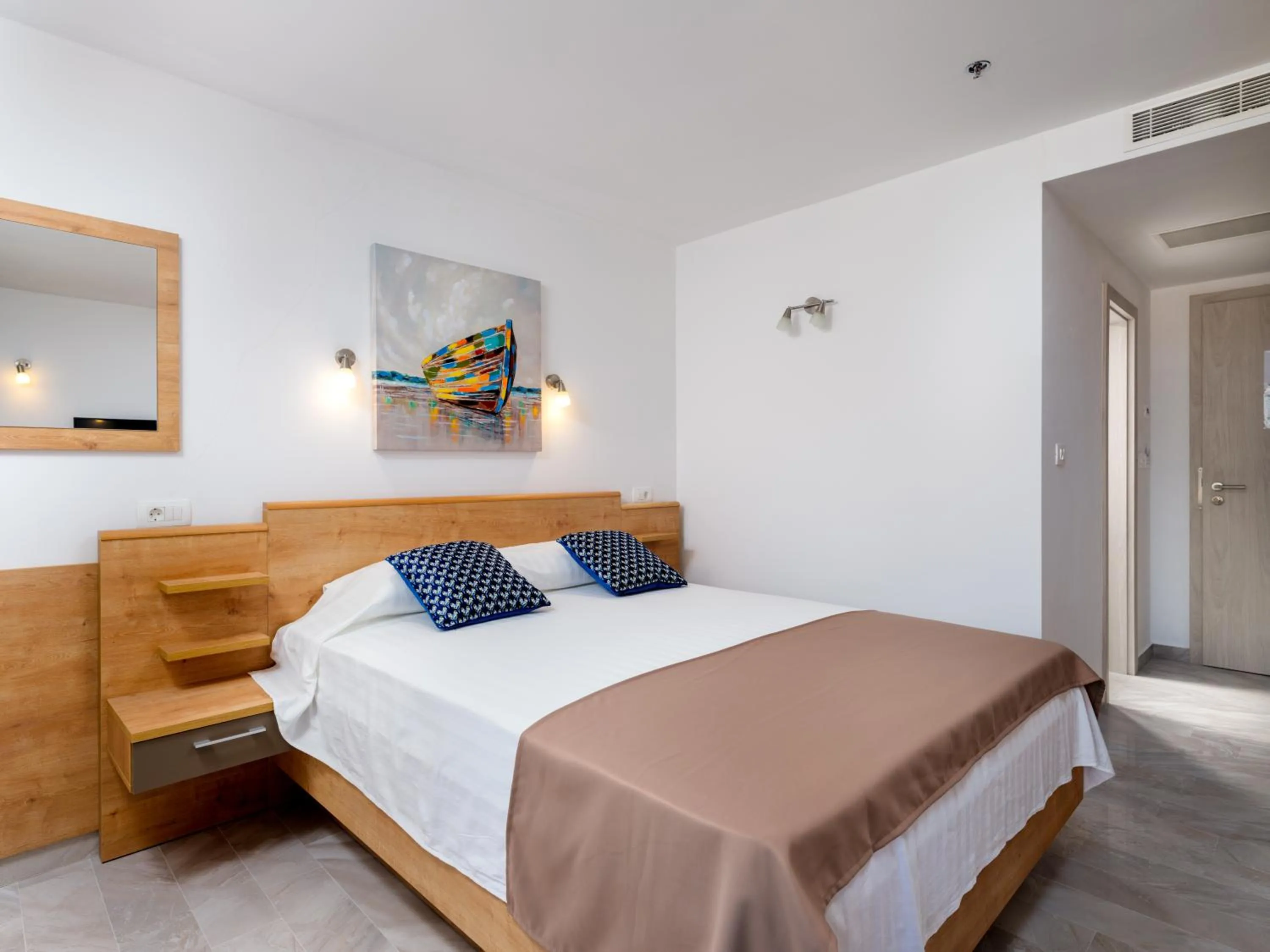 Bed in Hotel D'Elegant Dubrovnik