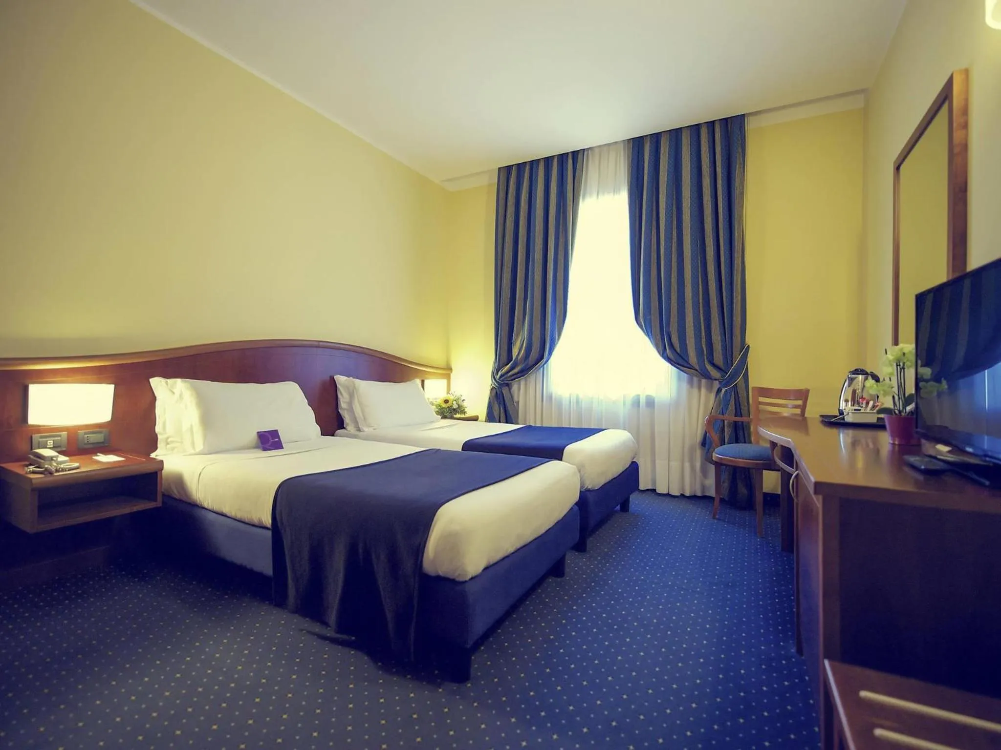 Bedroom, Bed in Mercure Genova San Biagio