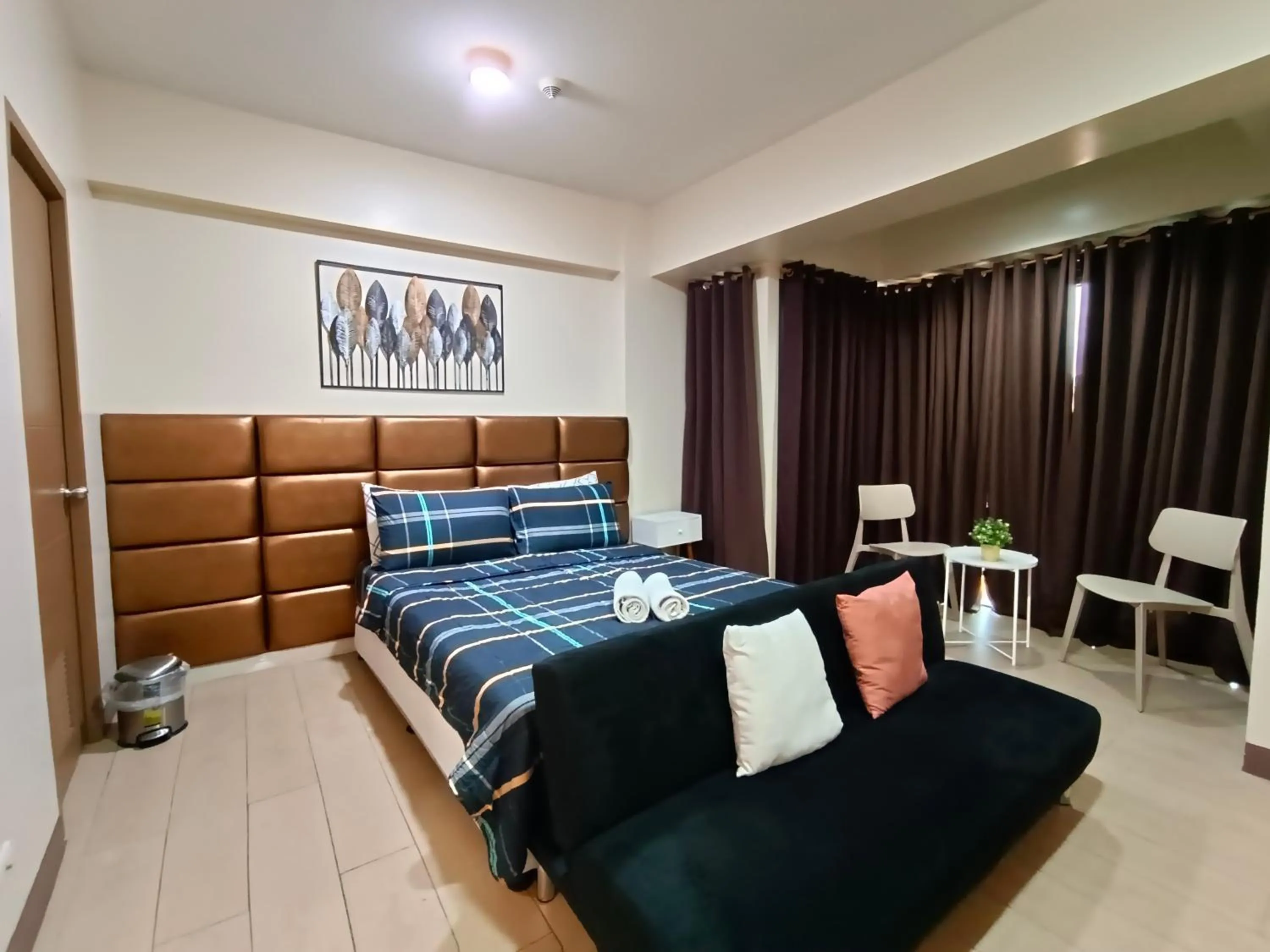 Bed in Palm Tree Two Villas