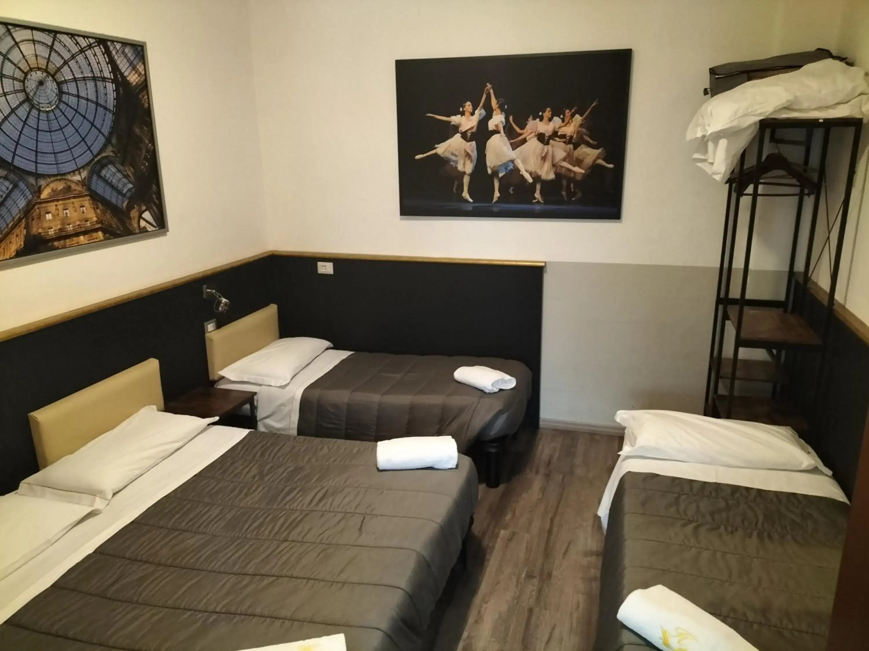 Quadruple Room in Hotel MM Dateo Quadruple Room in Hotel MM Dateo