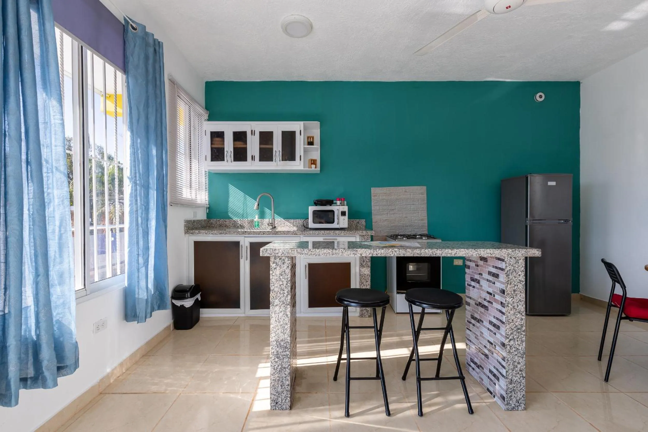 Kitchen or kitchenette in EDMA APARTAHOTEL