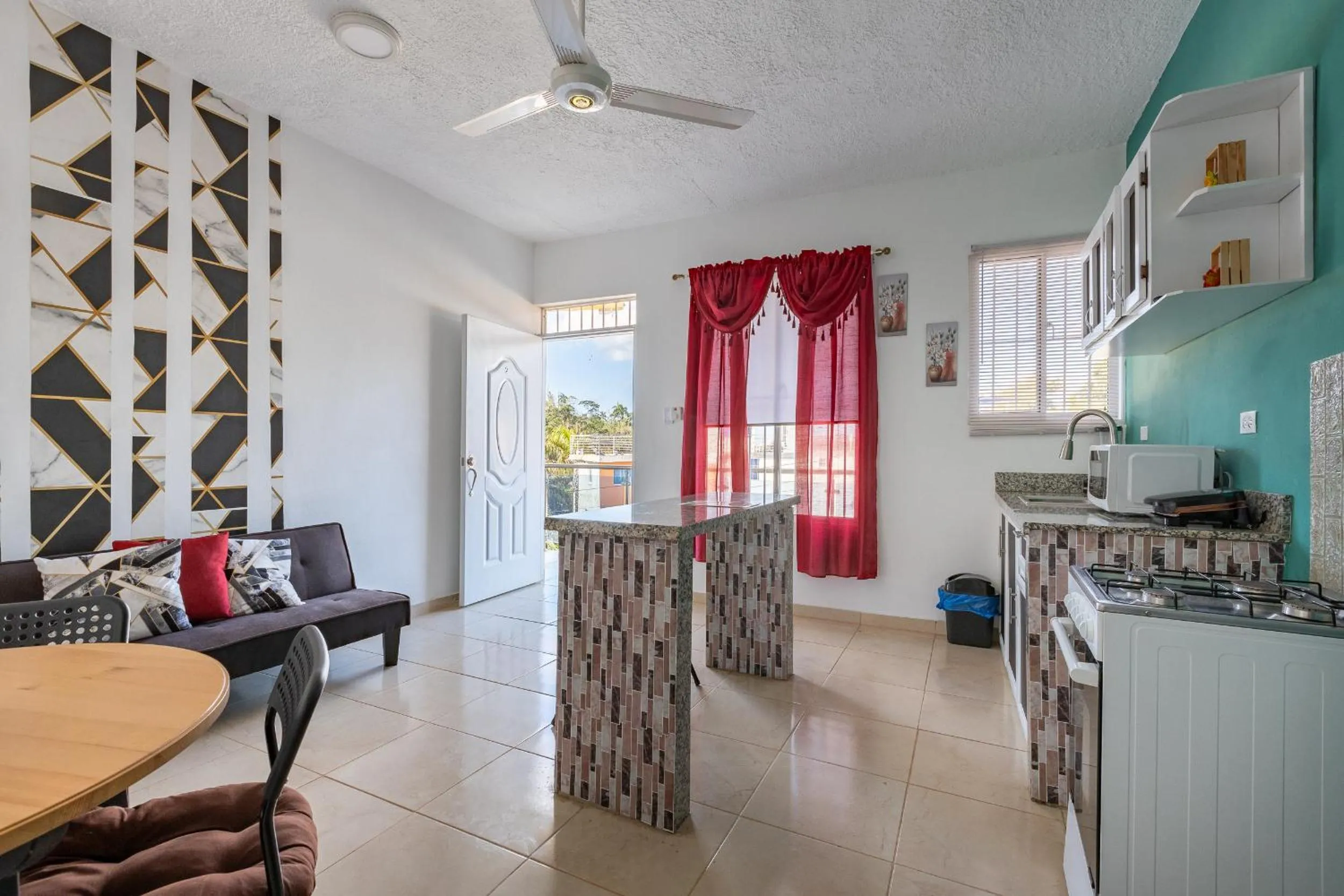 Kitchen or kitchenette in EDMA APARTAHOTEL