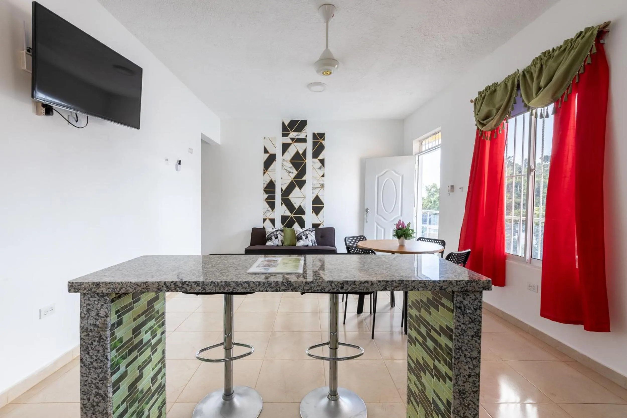 TV and multimedia in EDMA APARTAHOTEL