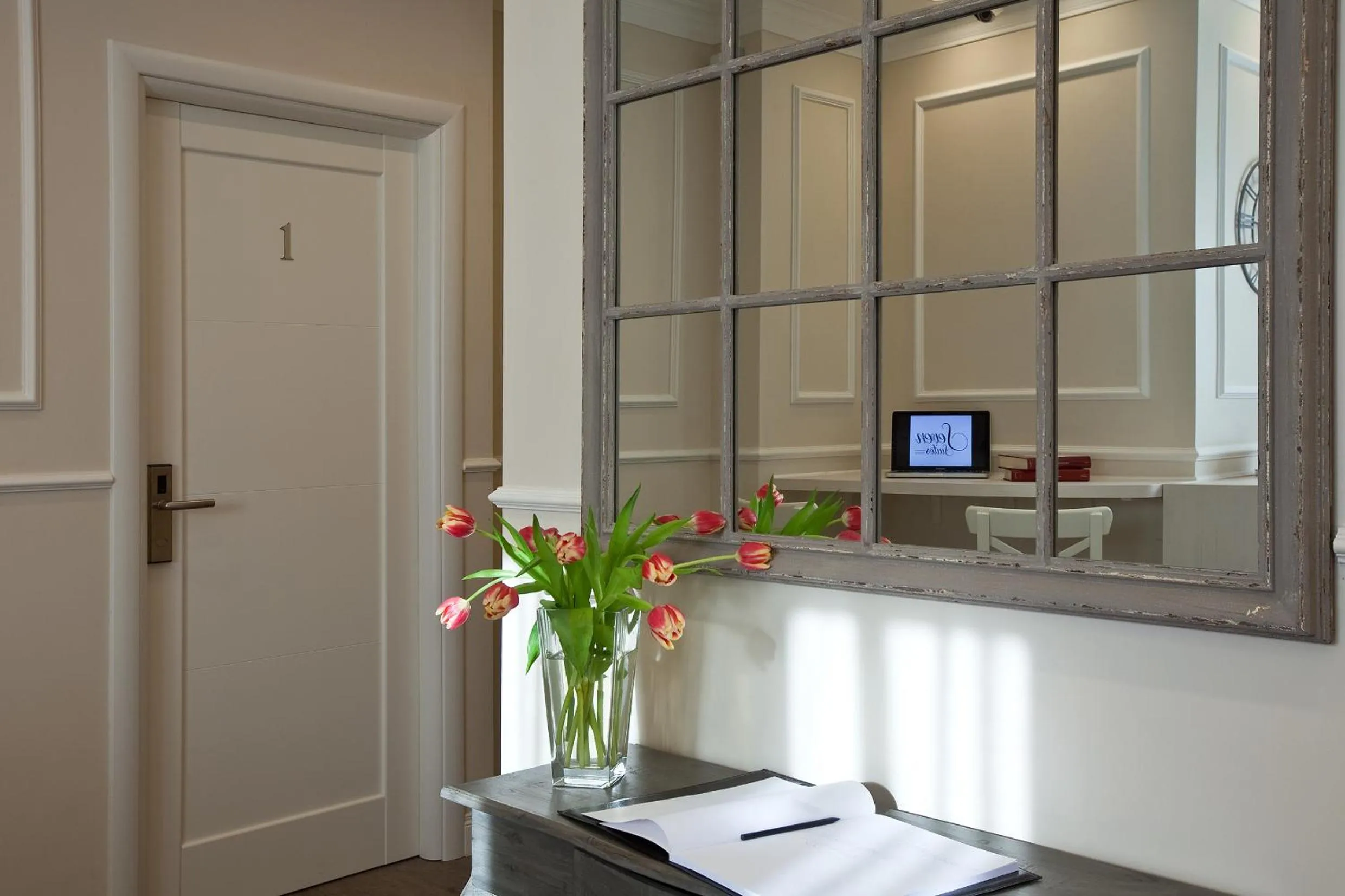 Lobby or reception in Seven Suites