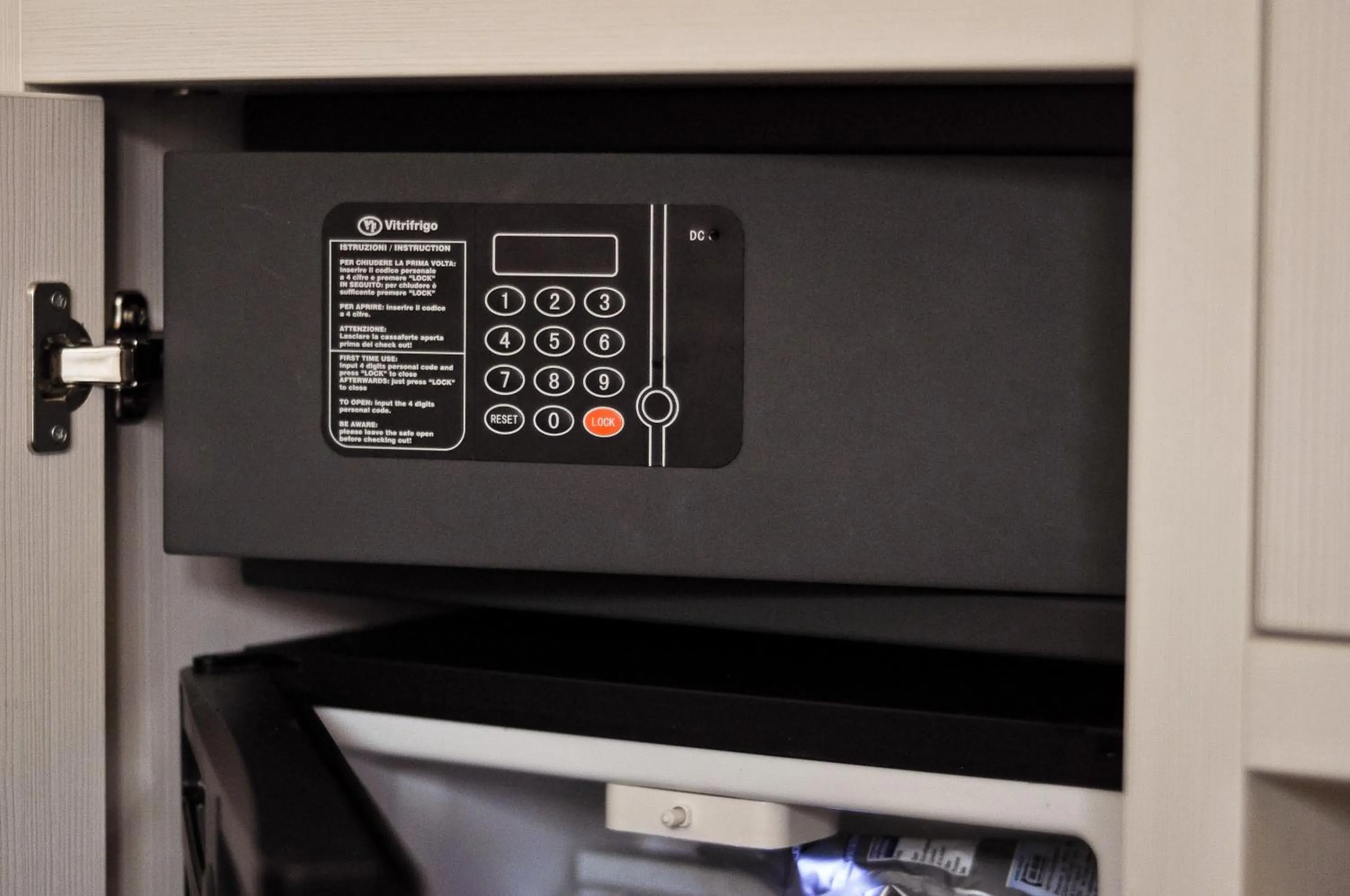 safe in Seven Suites