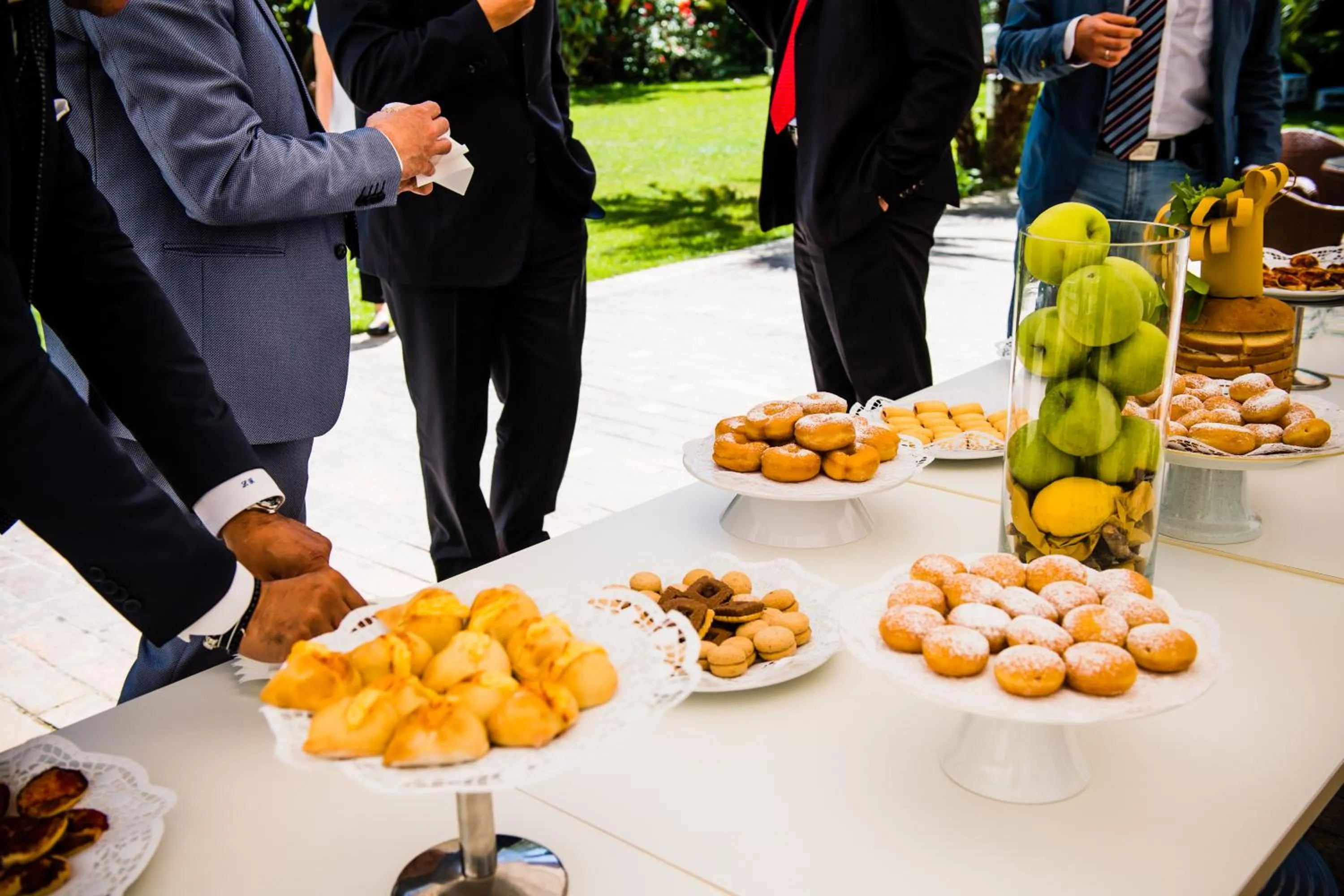 Food and drinks in PHI Park Hotel Alcione