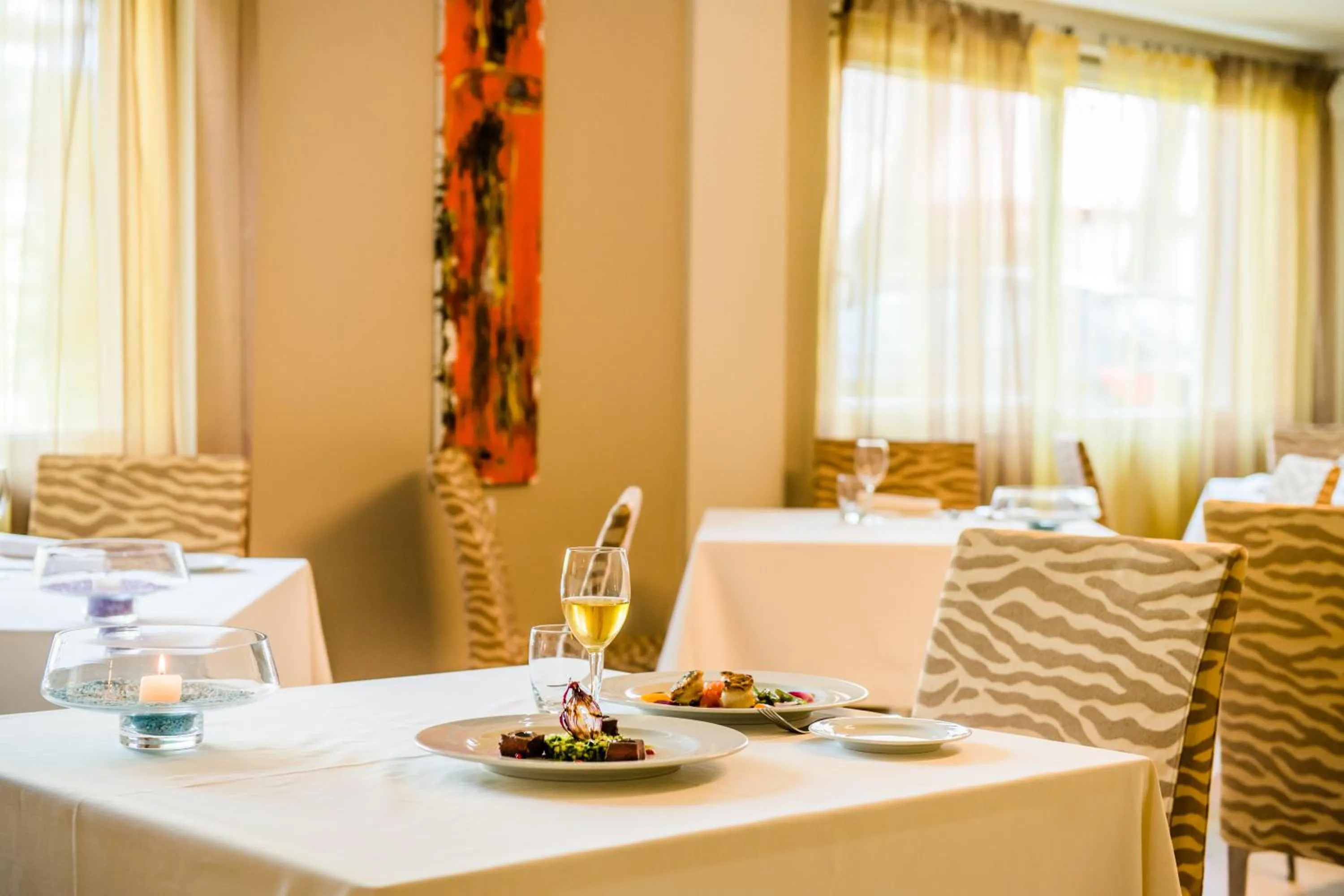 Restaurant/Places to Eat in PHI Park Hotel Alcione