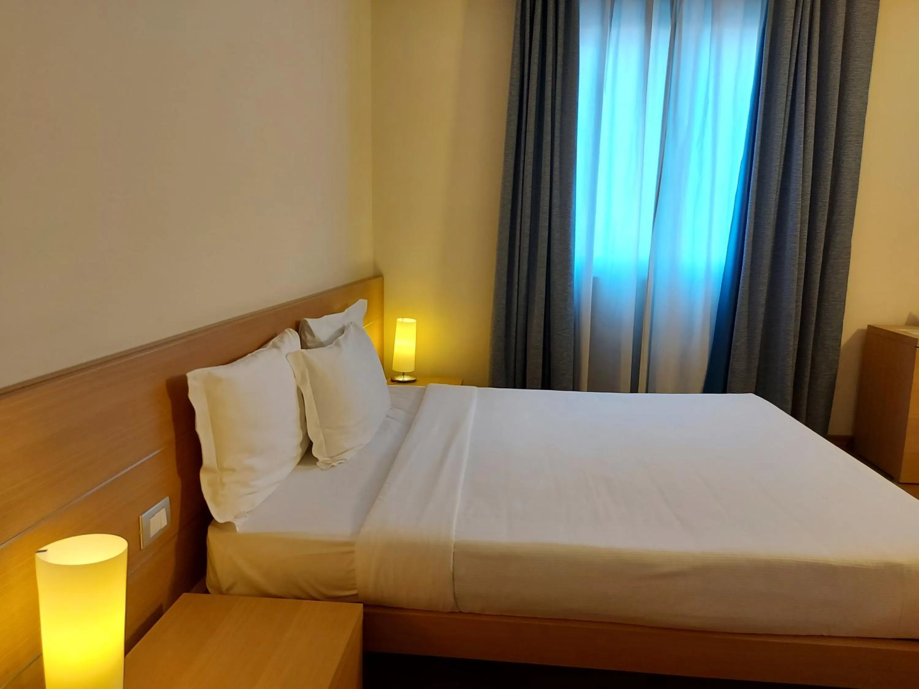 Bed in PHI Park Hotel Alcione