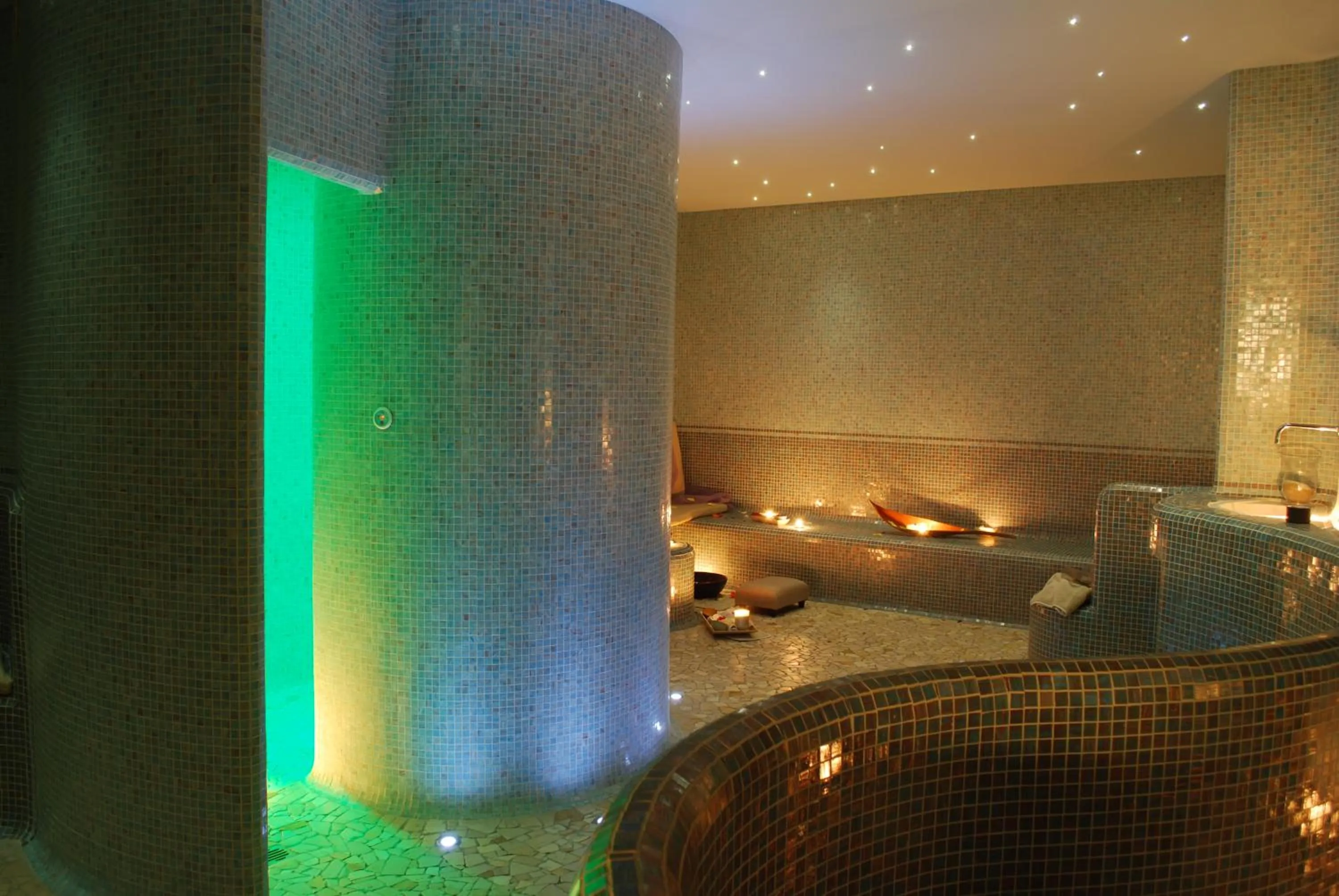 Spa and wellness centre/facilities, Bathroom in PHI Park Hotel Alcione
