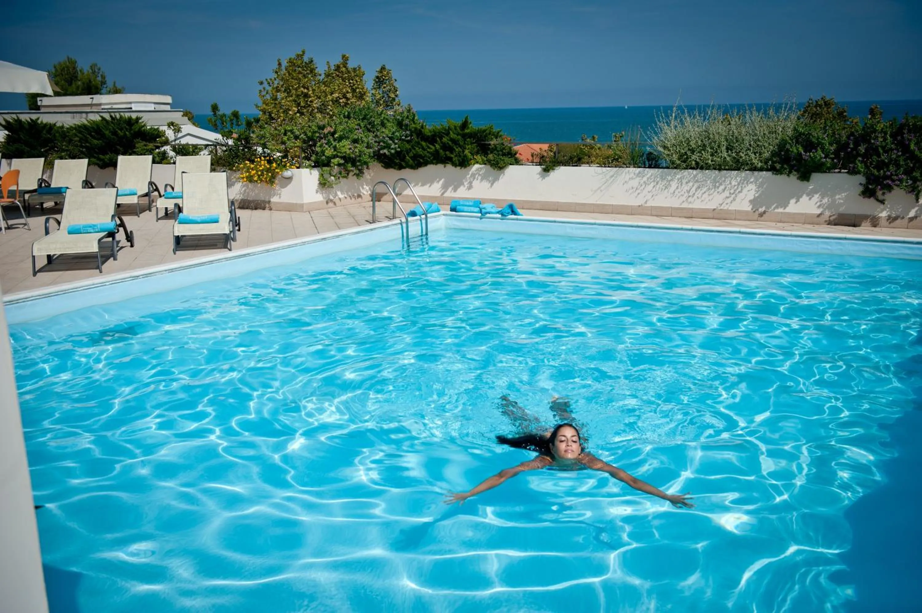 Swimming Pool in PHI Park Hotel Alcione
