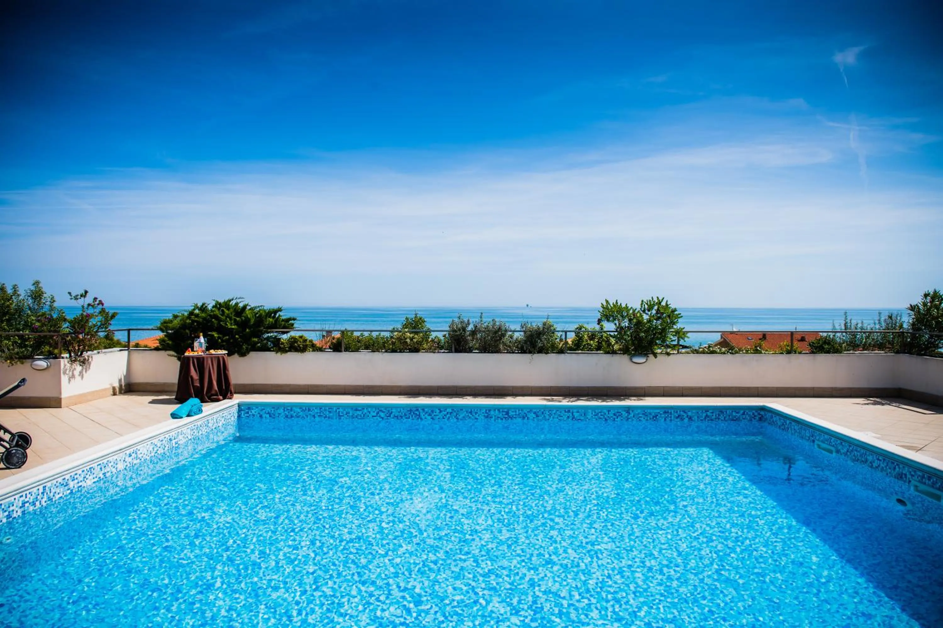 Swimming Pool in PHI Park Hotel Alcione