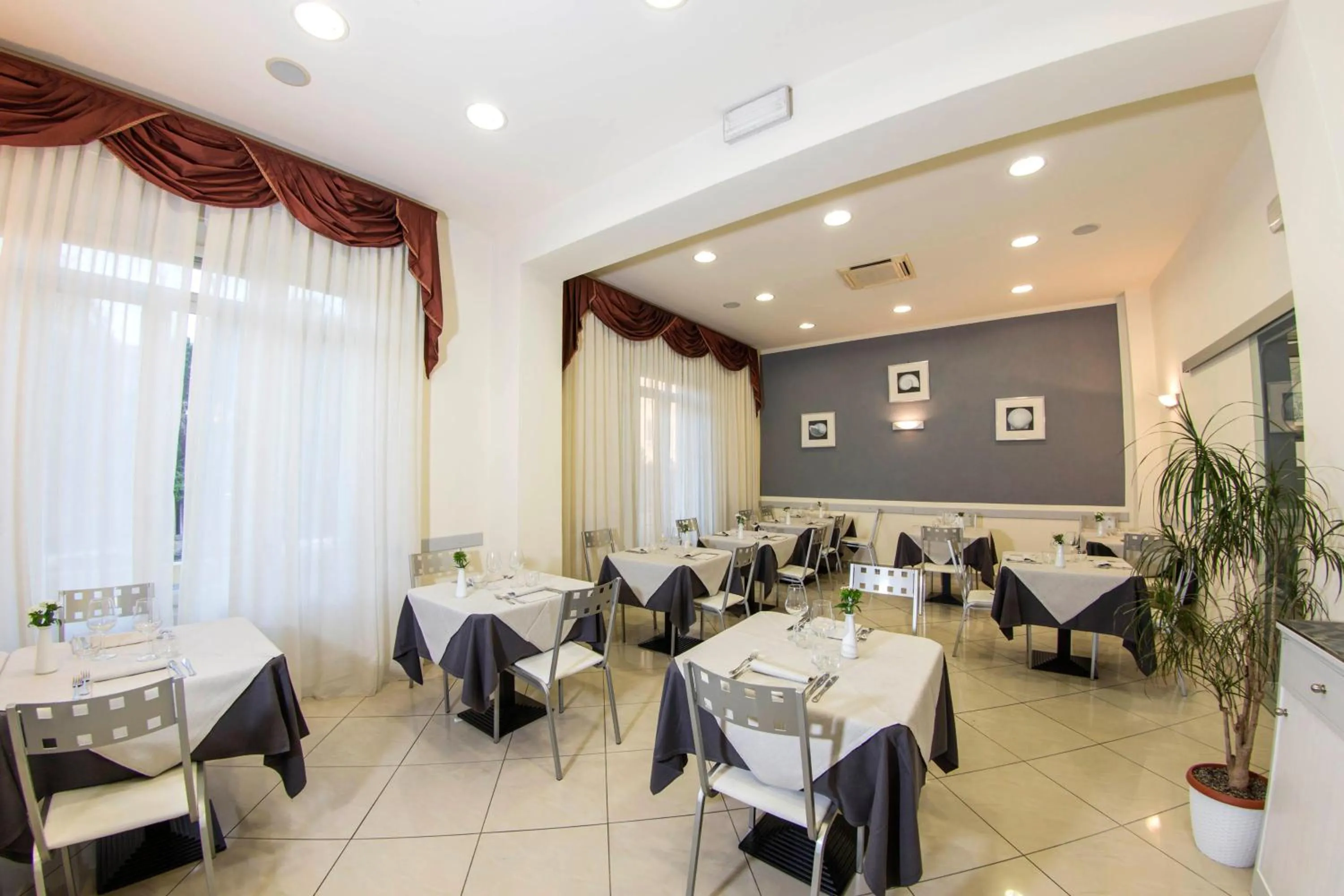 Property building in Hotel Playa