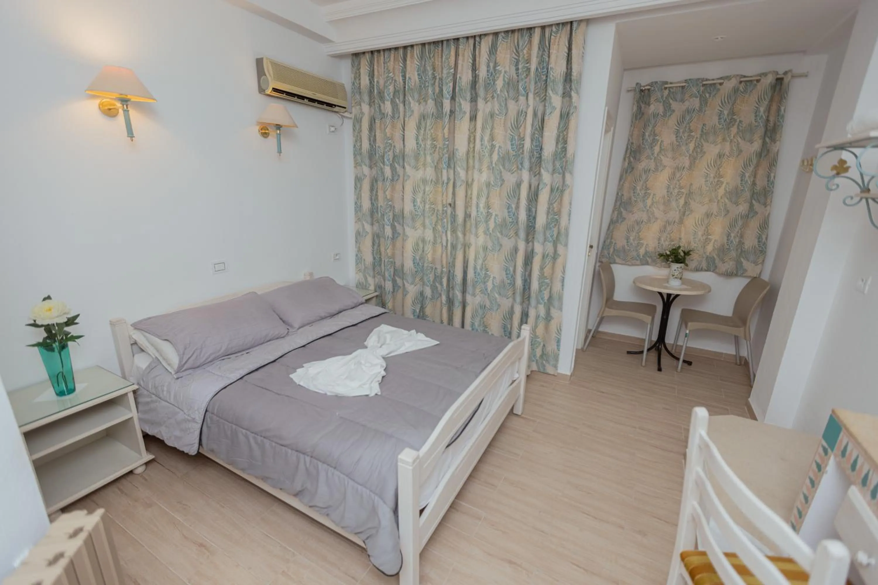 Photo of the whole room, Bed in Hôtel Résidence Monia COMPLETELY RENOVATED