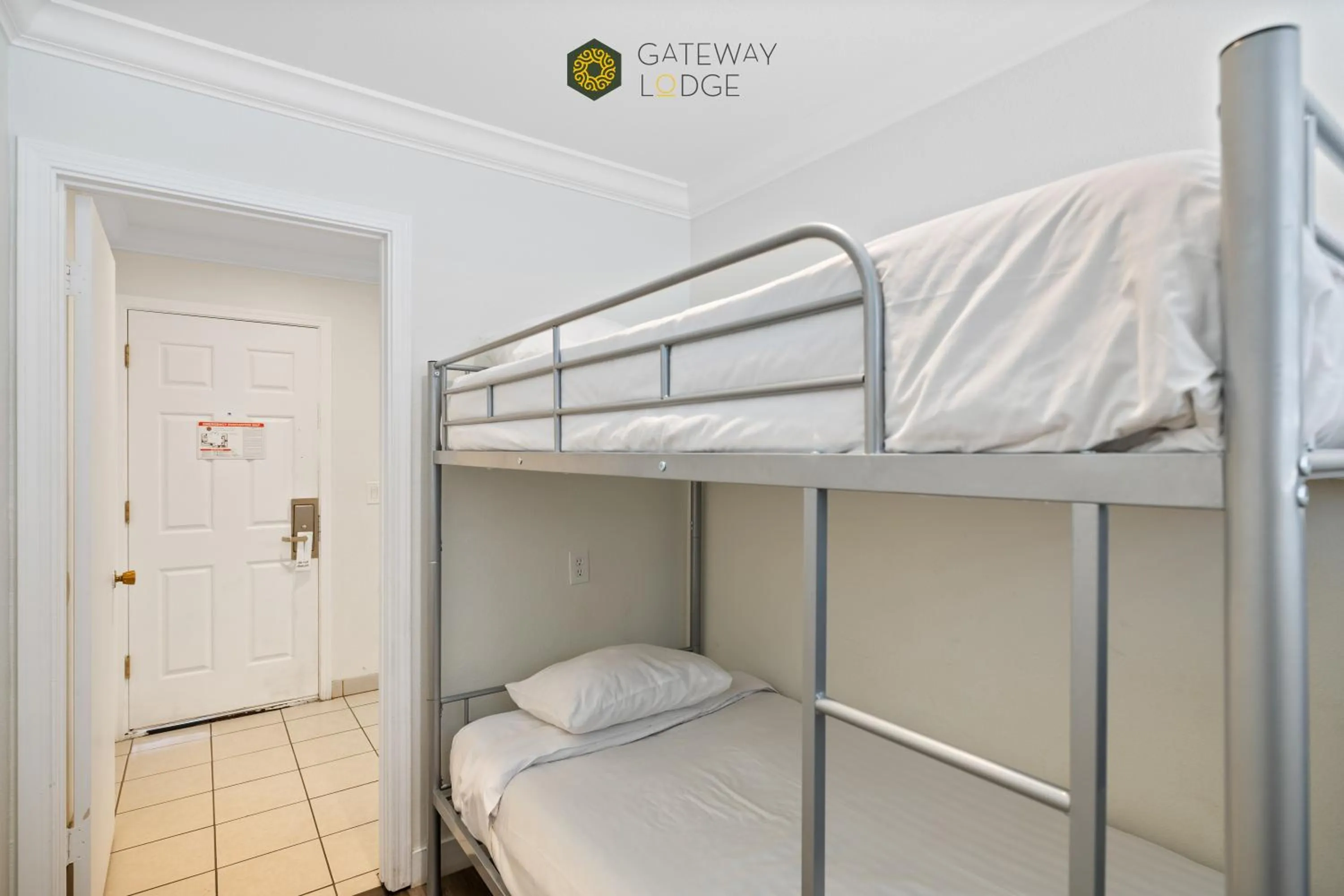 bunk bed, Bed in Gateway Lodge