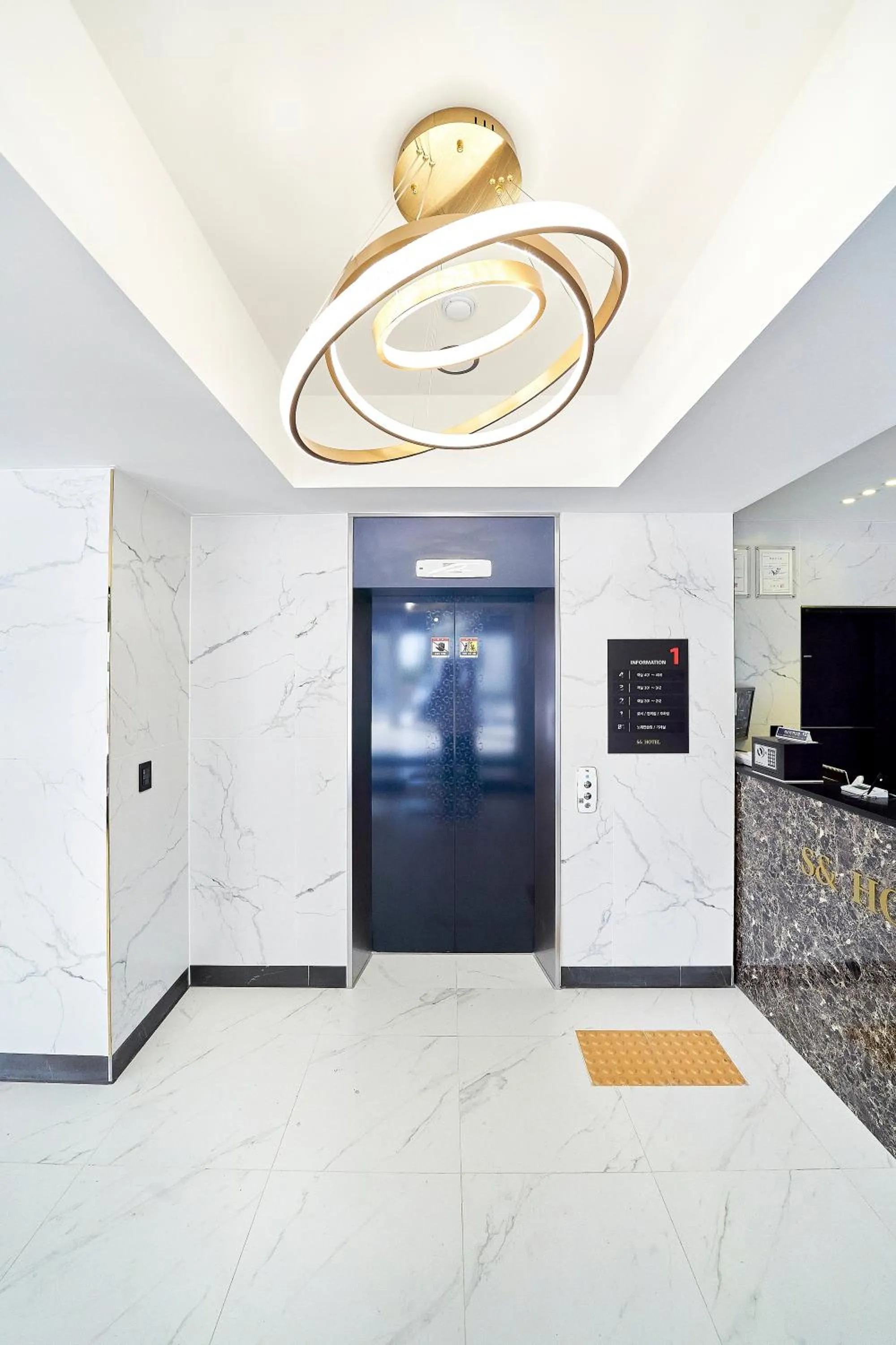 Lobby or reception in SN Hotel Daecheon