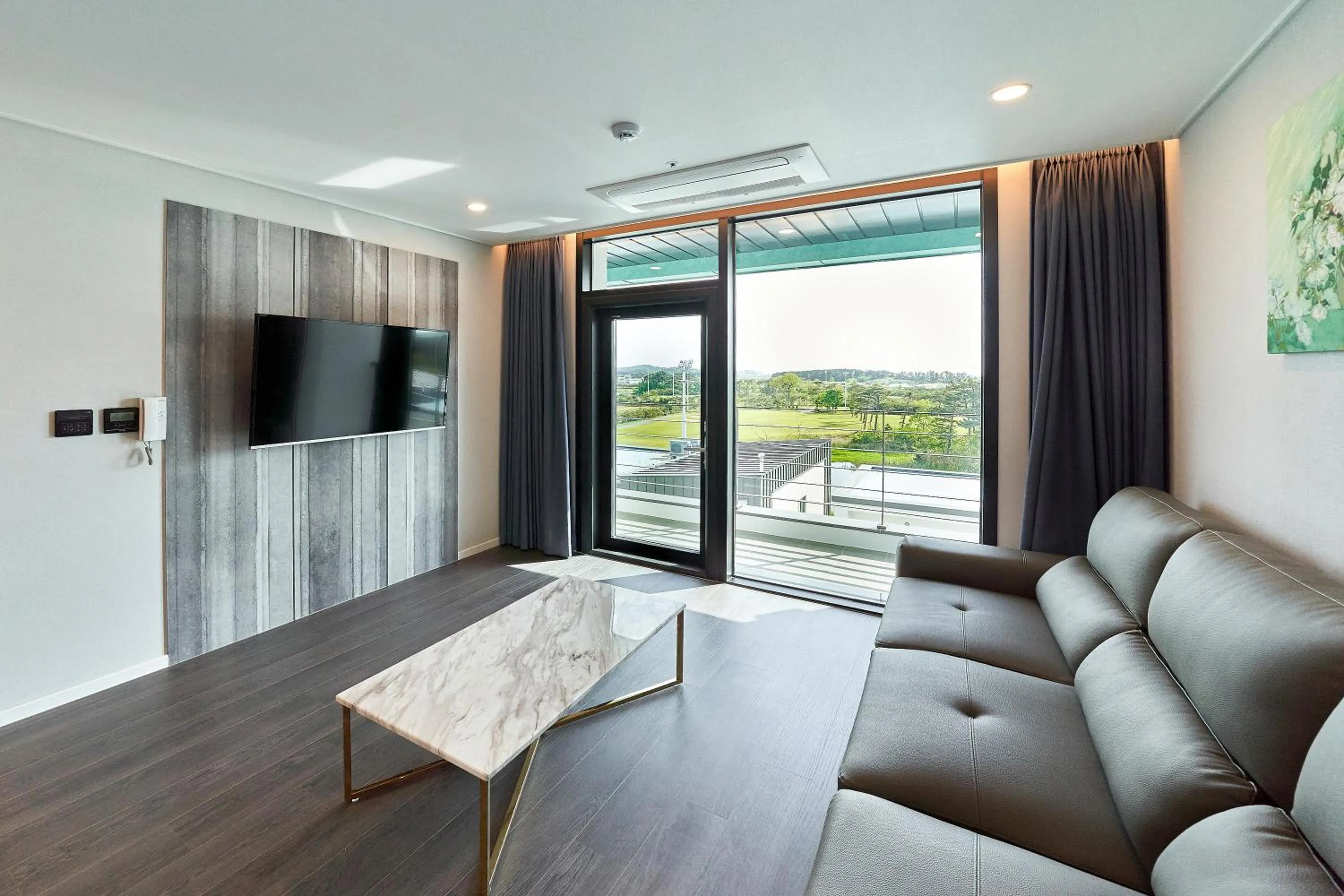 Living room in SN Hotel Daecheon
