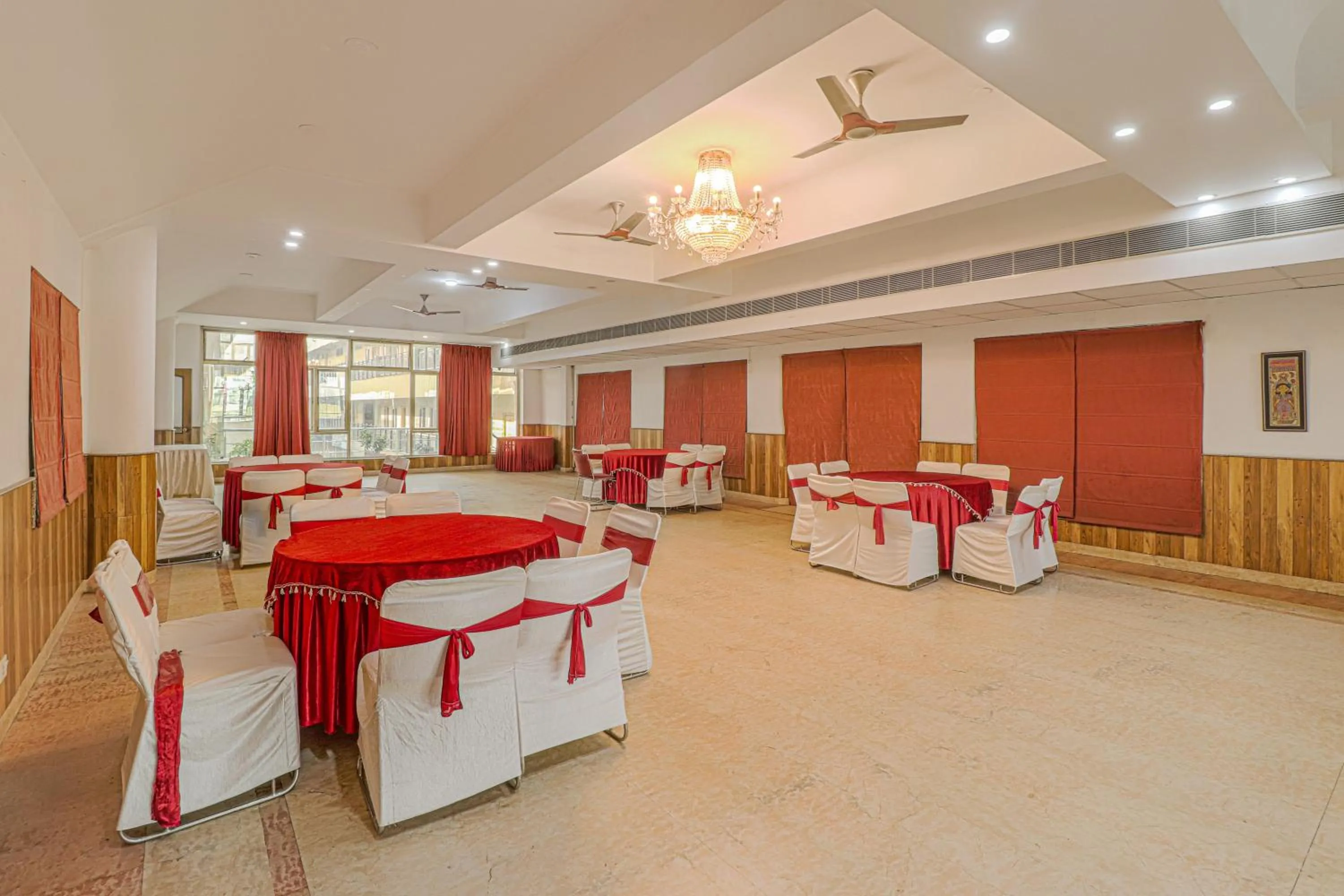 Banquet/Function facilities in Hotel Siddharth