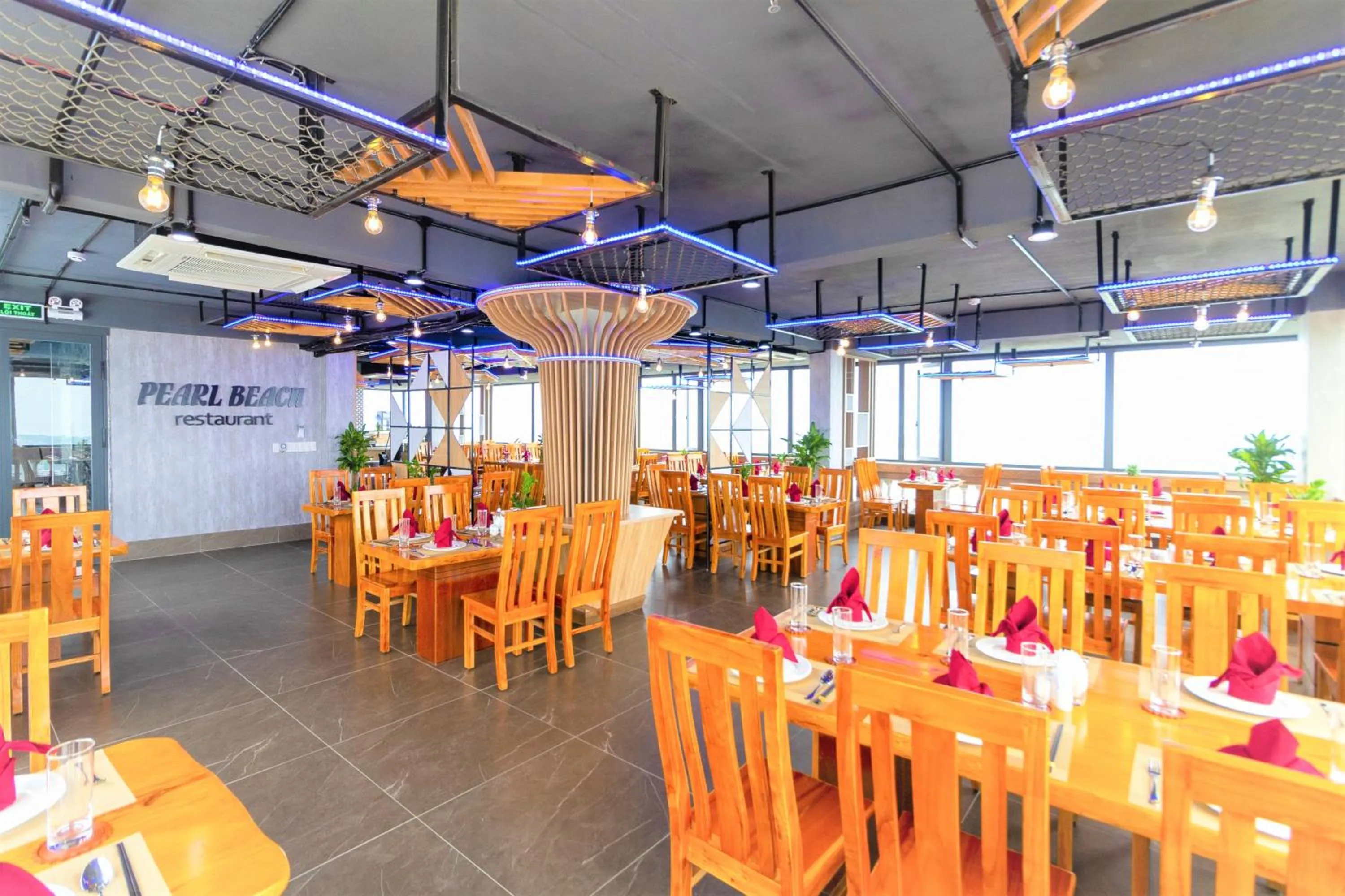 Restaurant/places to eat in Pearl Beach Hotel Quy Nhon