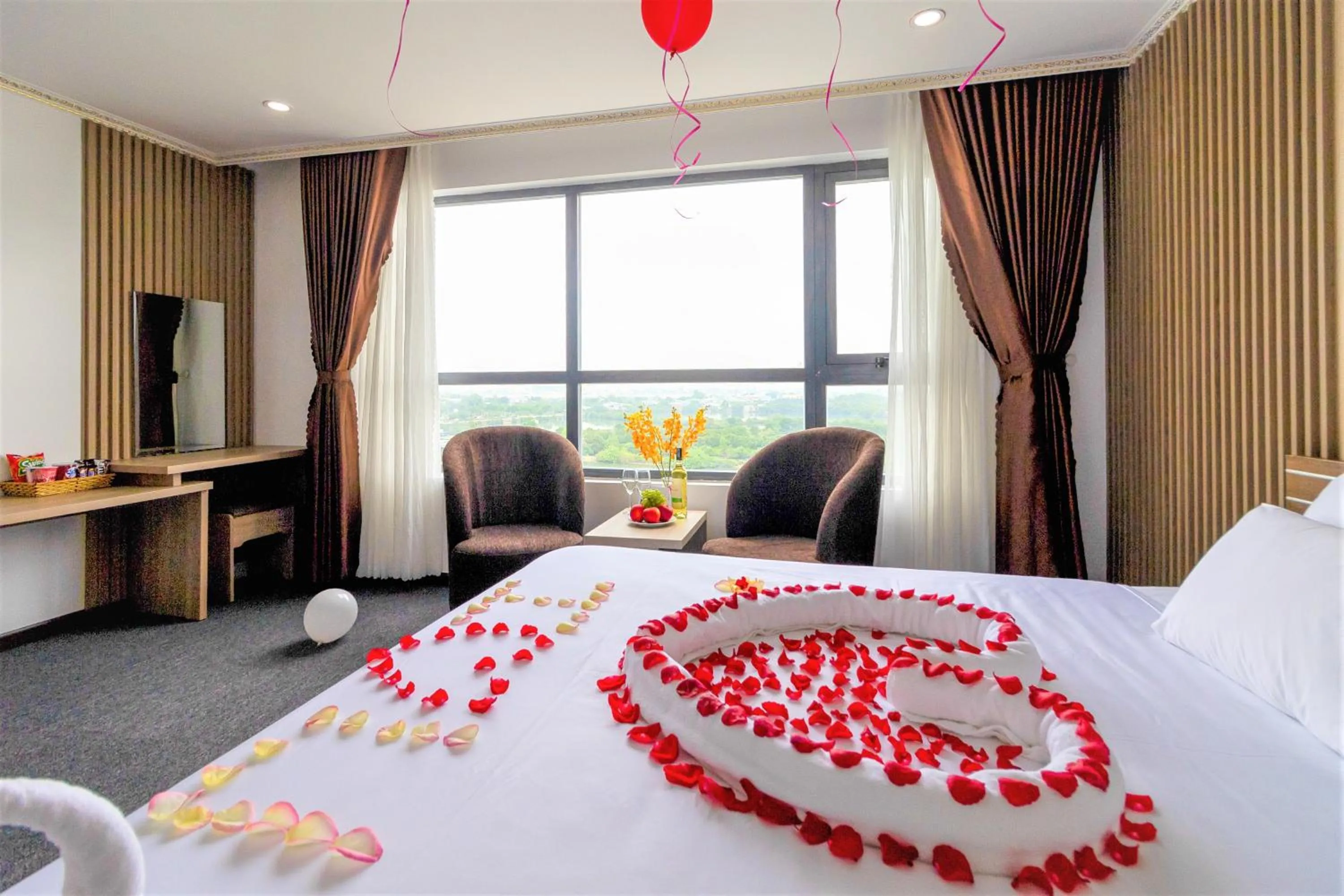 Bedroom, Bed in Pearl Beach Hotel Quy Nhon