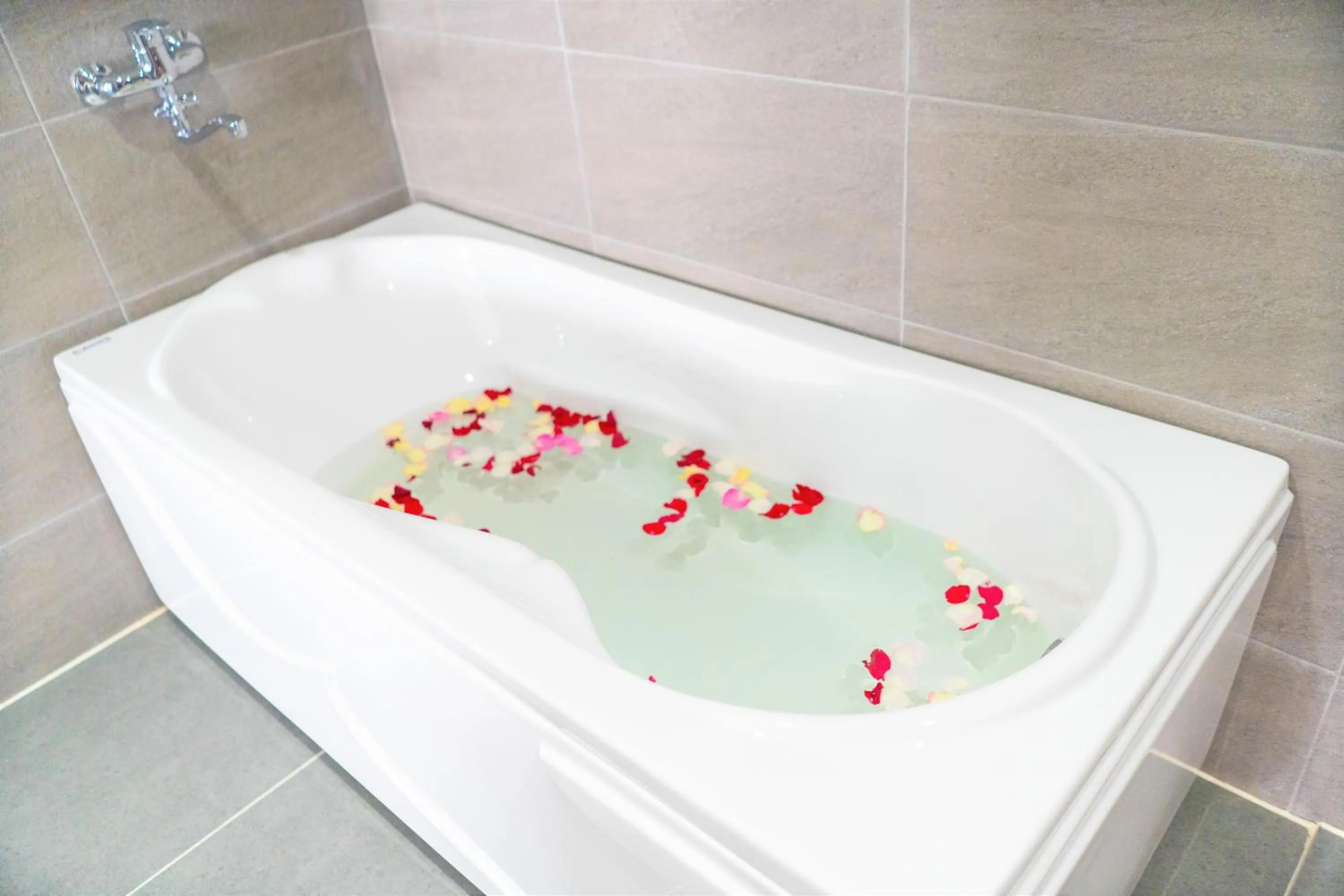 Bath in Pearl Beach Hotel Quy Nhon