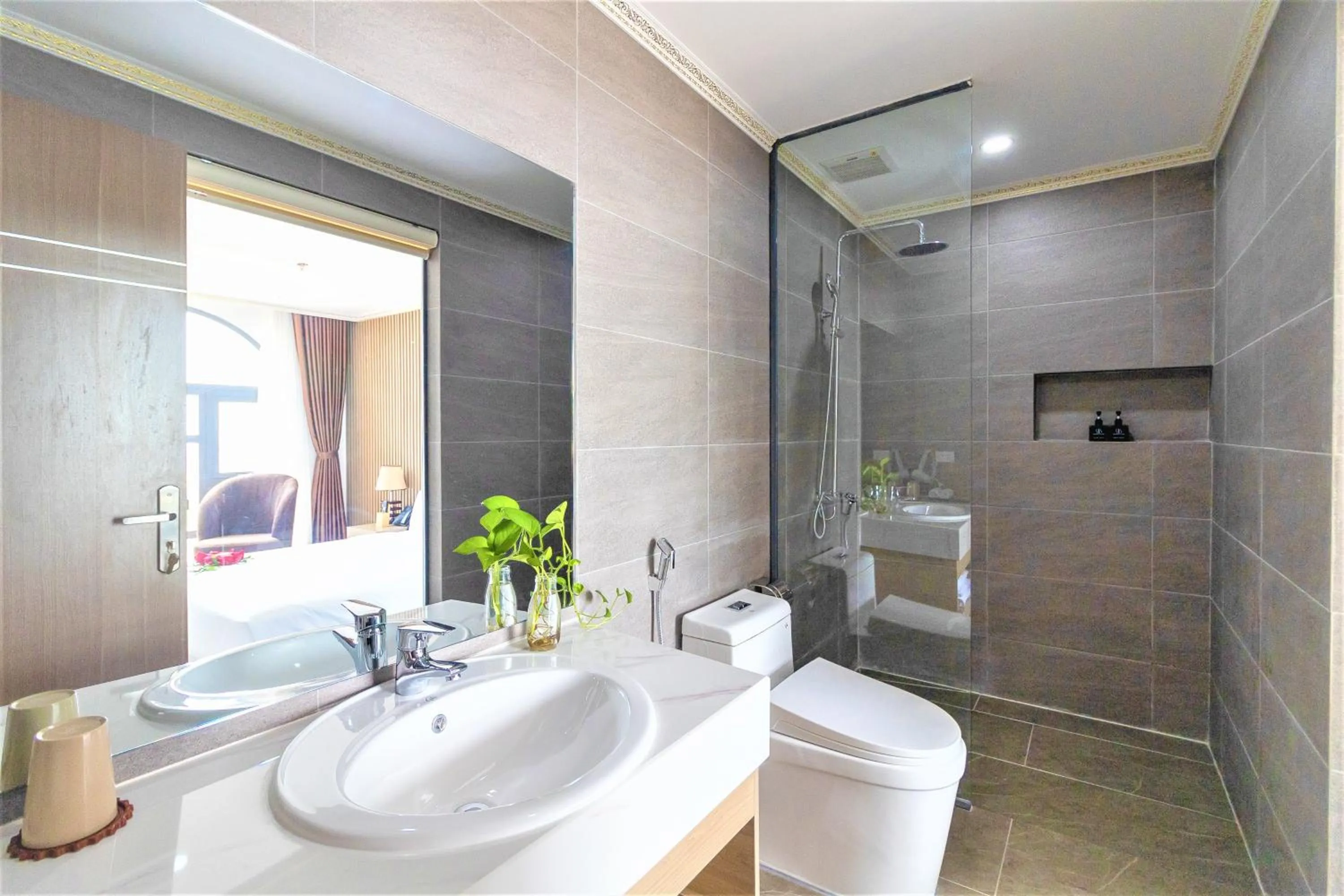 Bathroom in Pearl Beach Hotel Quy Nhon