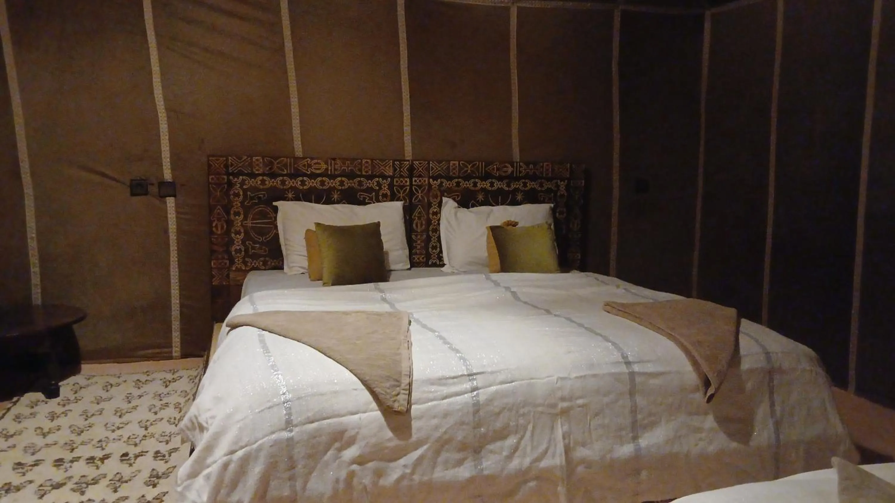 Bed in Trek desert Morocco Sarl