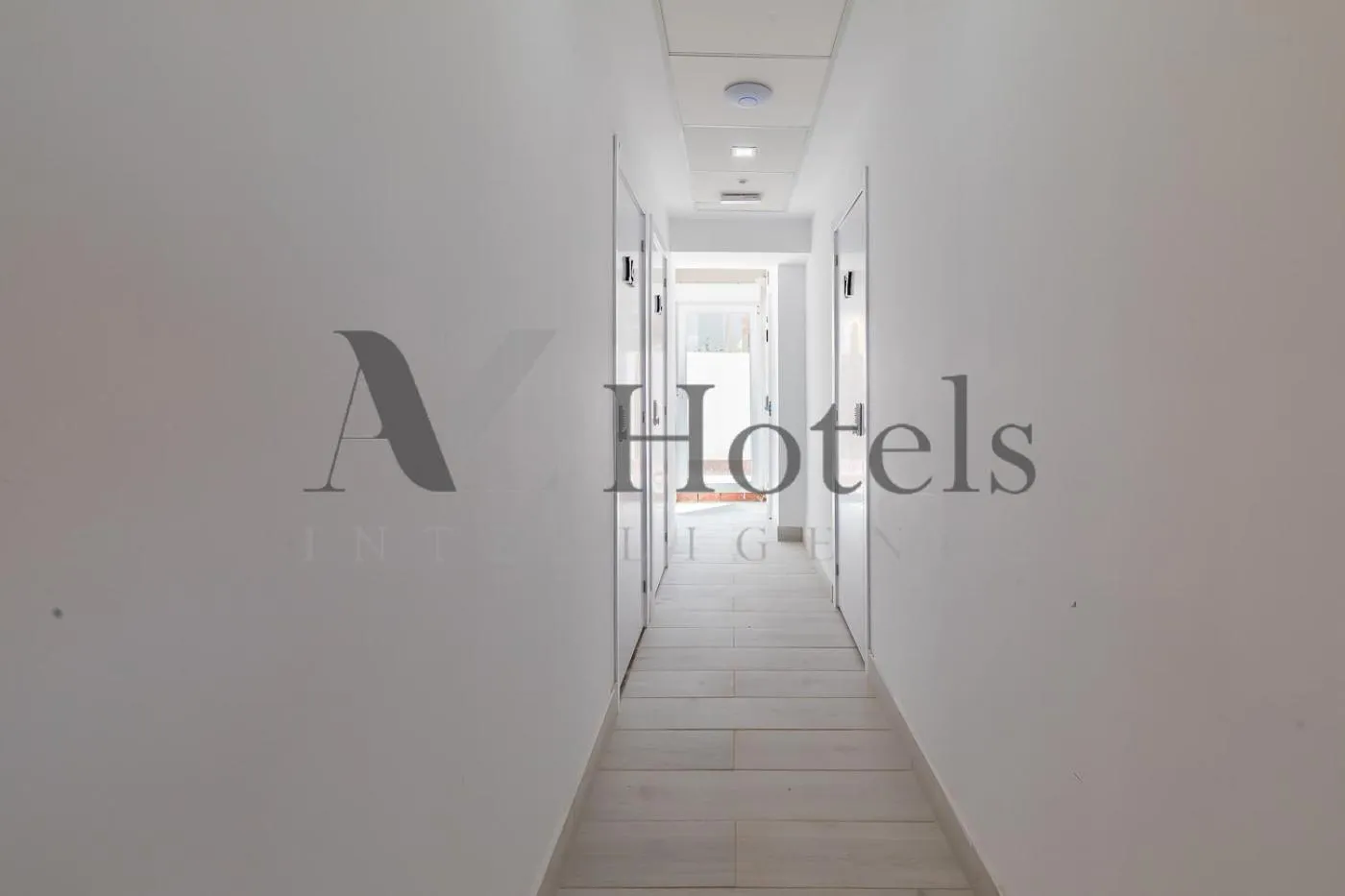 Decorative detail in AYZ Silvela - Auto check-in property