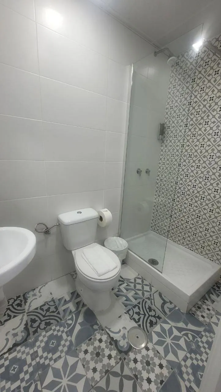 AYZ Silvela - Auto check-in property