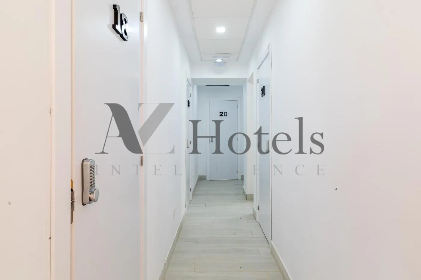 Decorative detail in AYZ Silvela - Auto check-in property