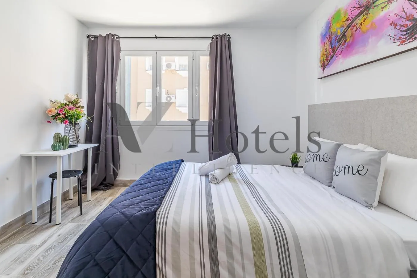 Photo of the whole room, Bed in AYZ Silvela - Auto check-in property