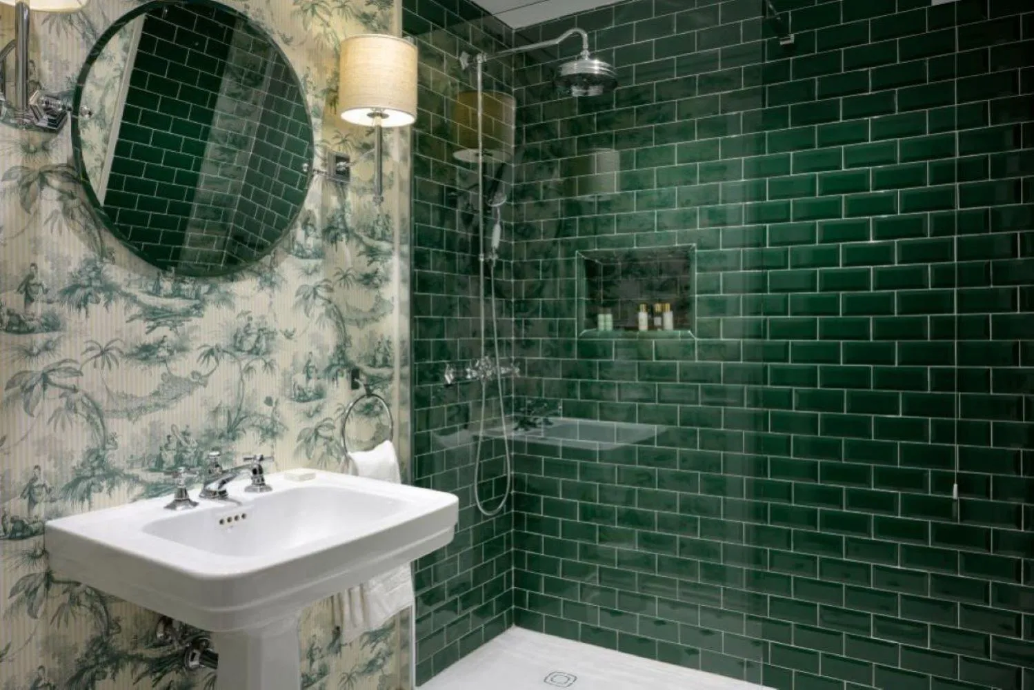 Bathroom in Hotel degli Orafi