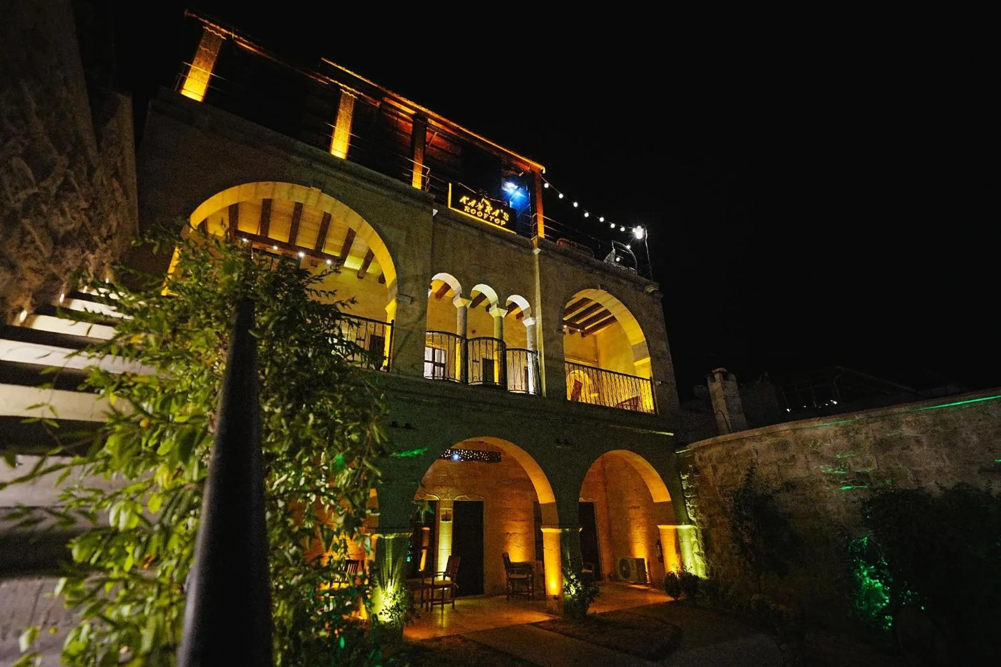 Property building in Kayra Cave Suites