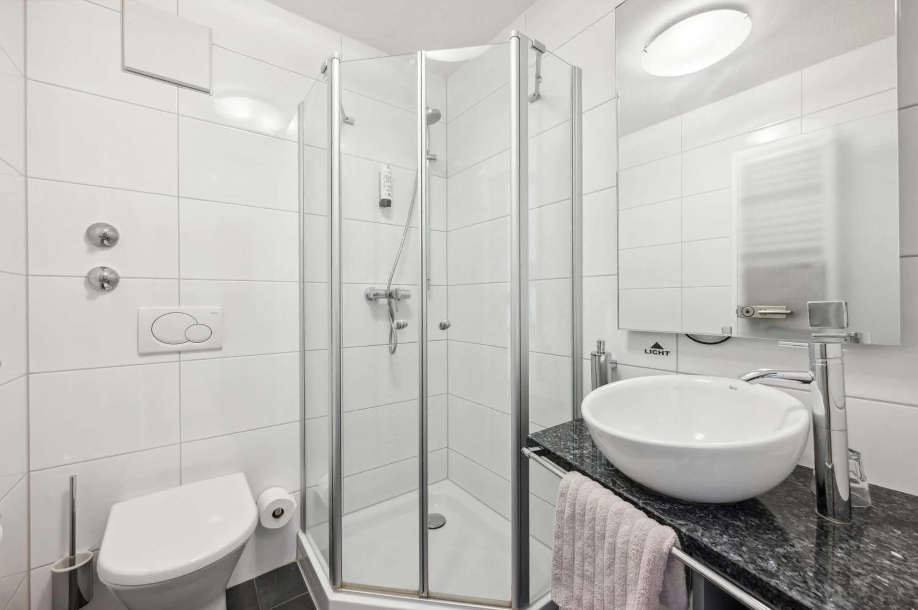 Bathroom in Gästehaus Hartwig