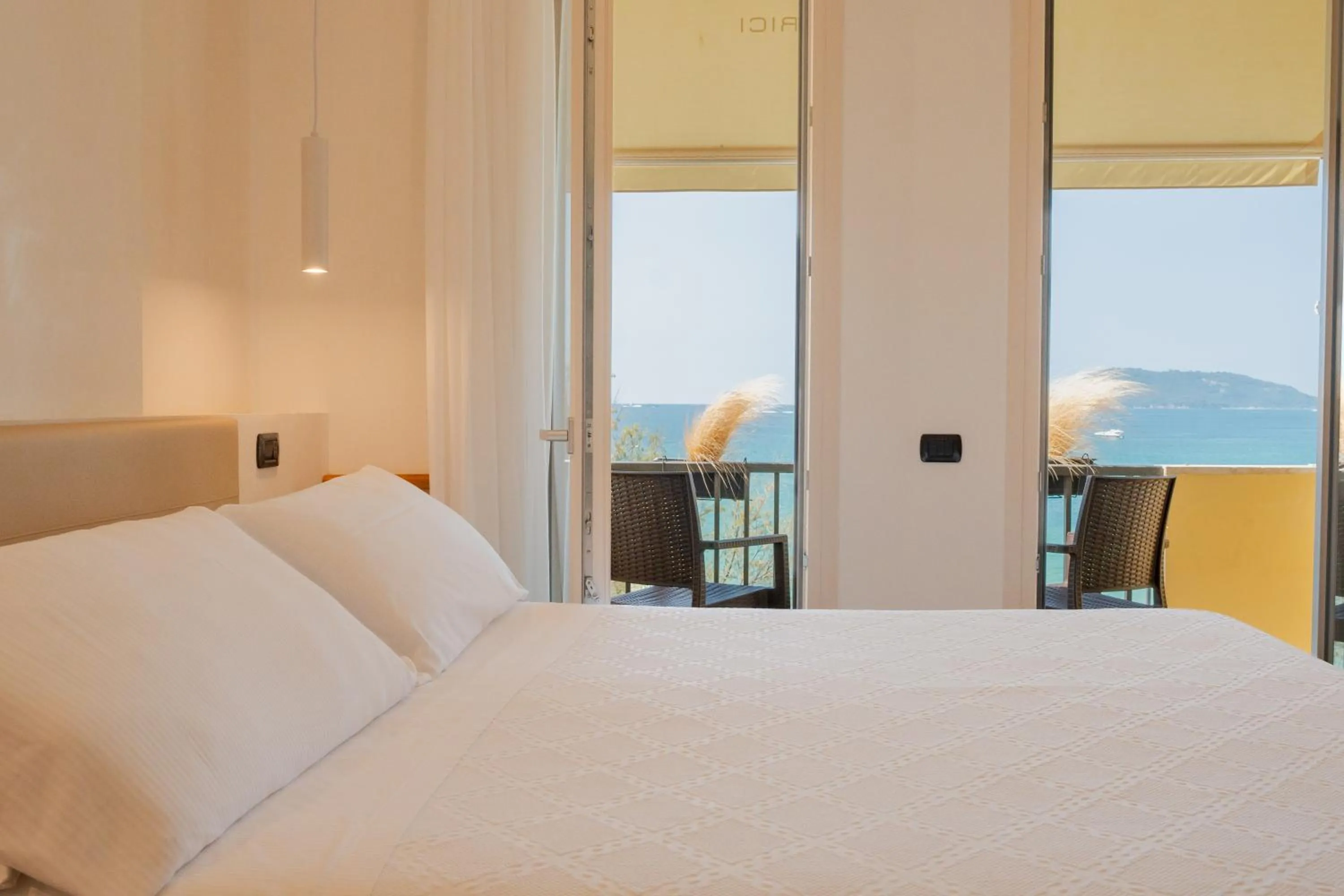 Bed in Hotel Florida Lerici