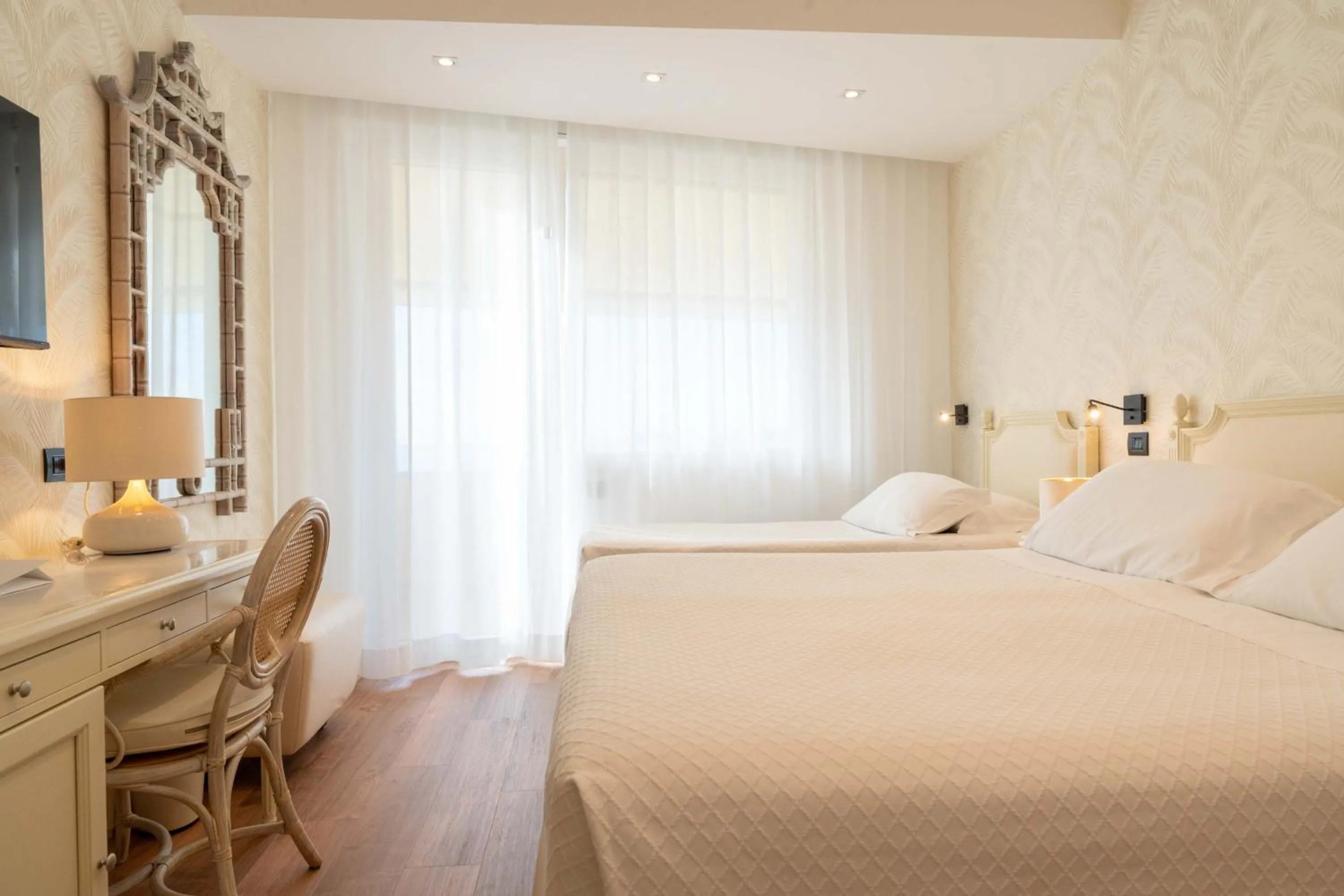 Bed in Hotel Florida Lerici