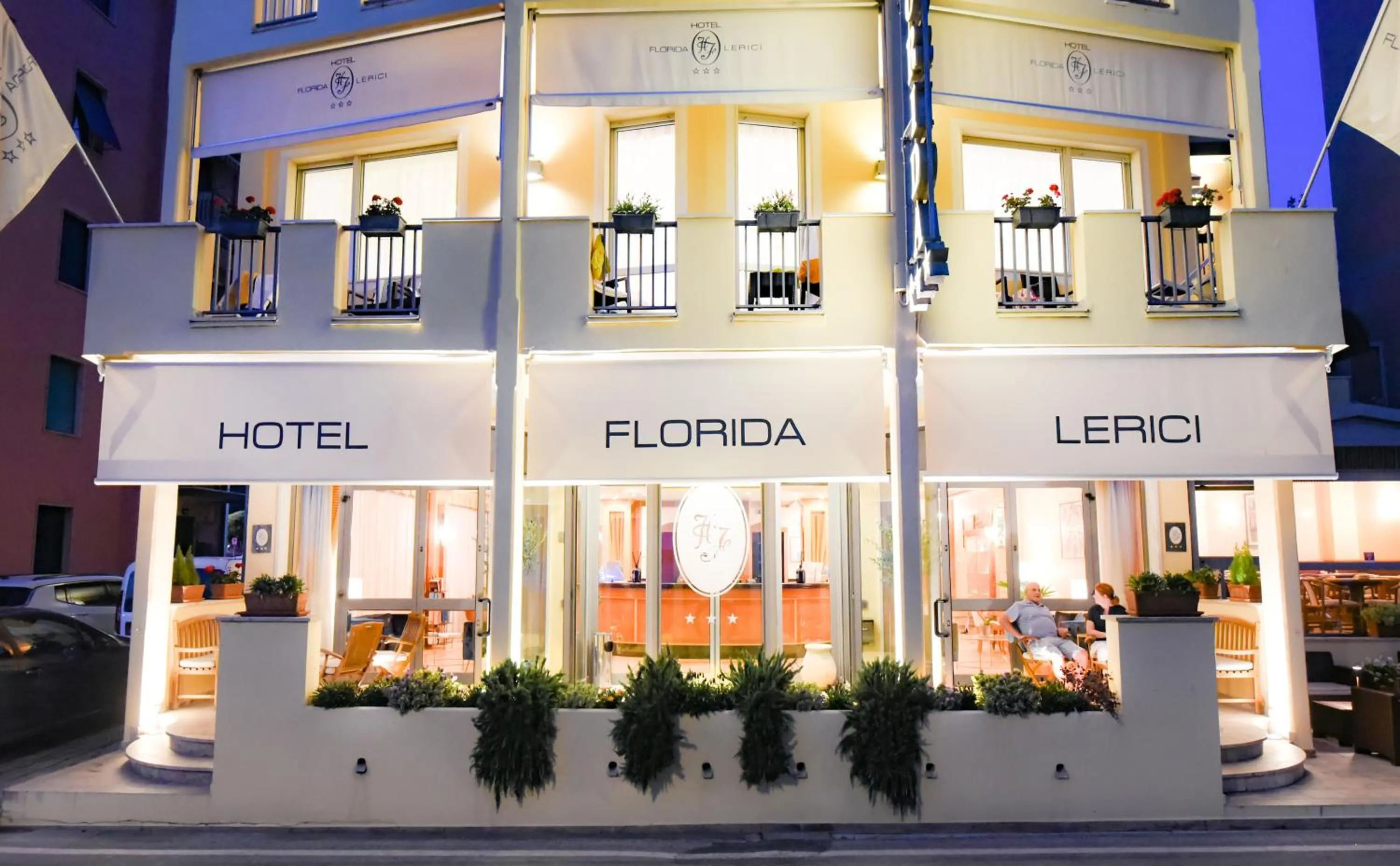 Property building in Hotel Florida Lerici