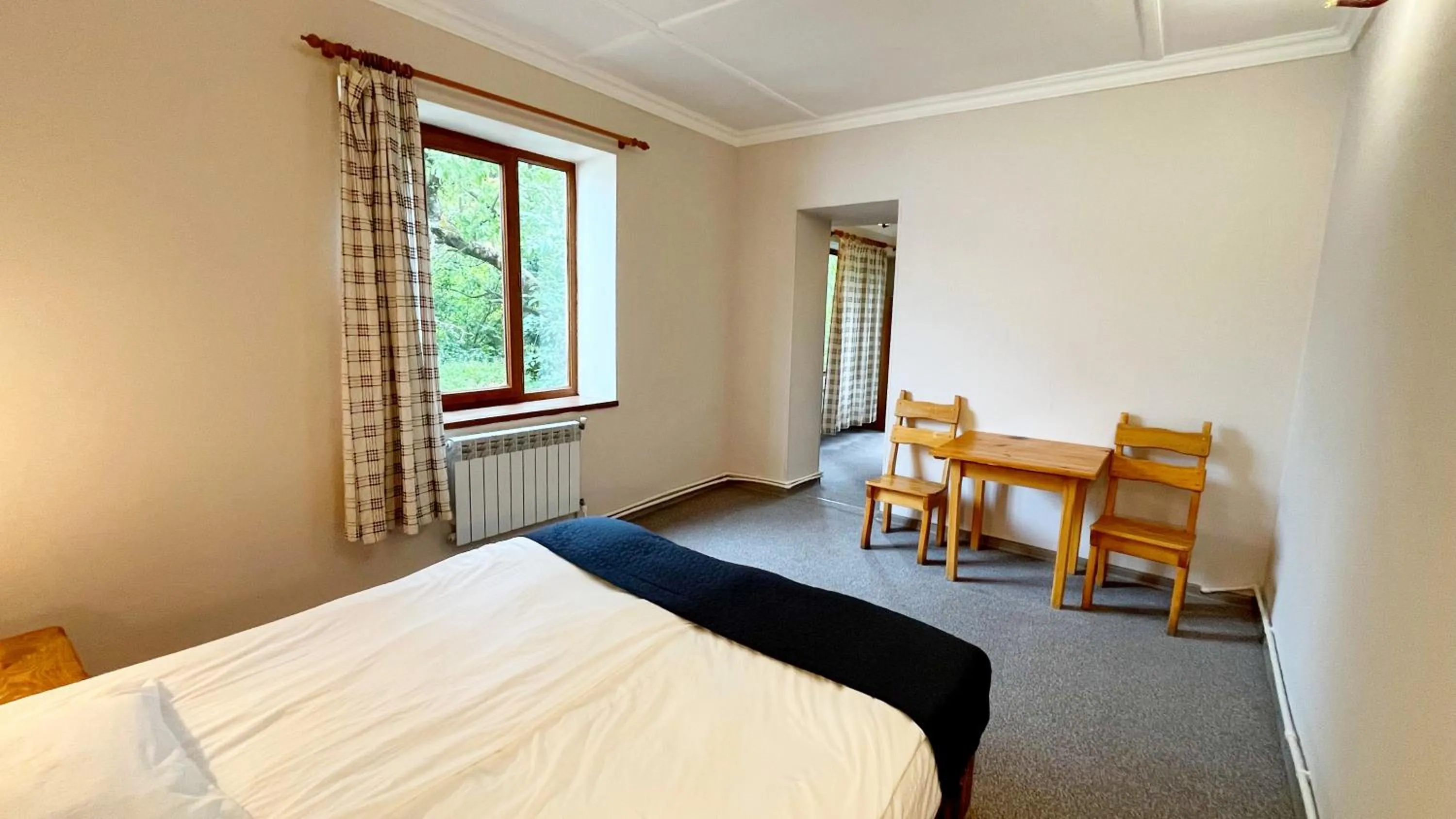 Bedroom, Bed in Dil Hill by Sam