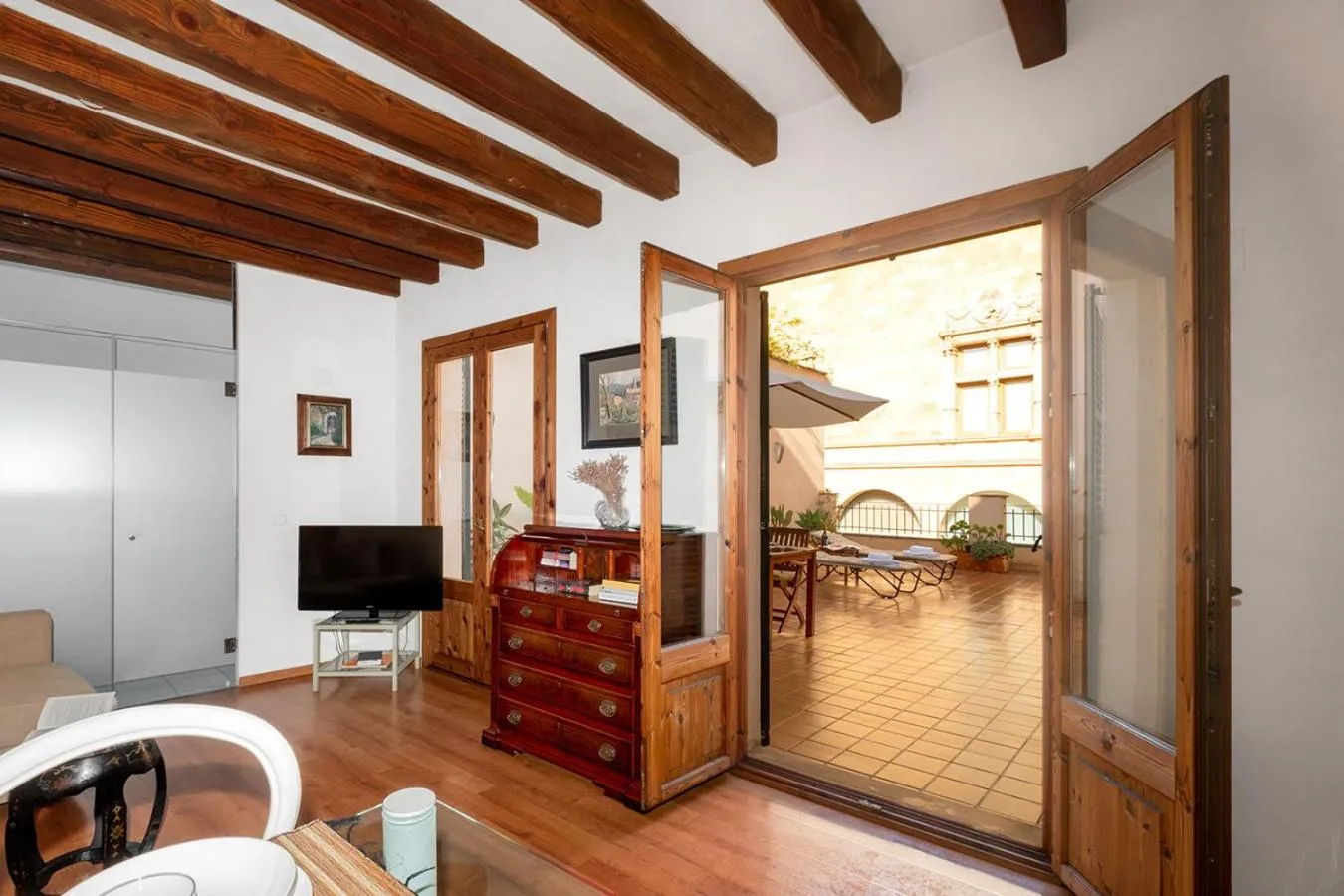 Living room in Ramón Llull House