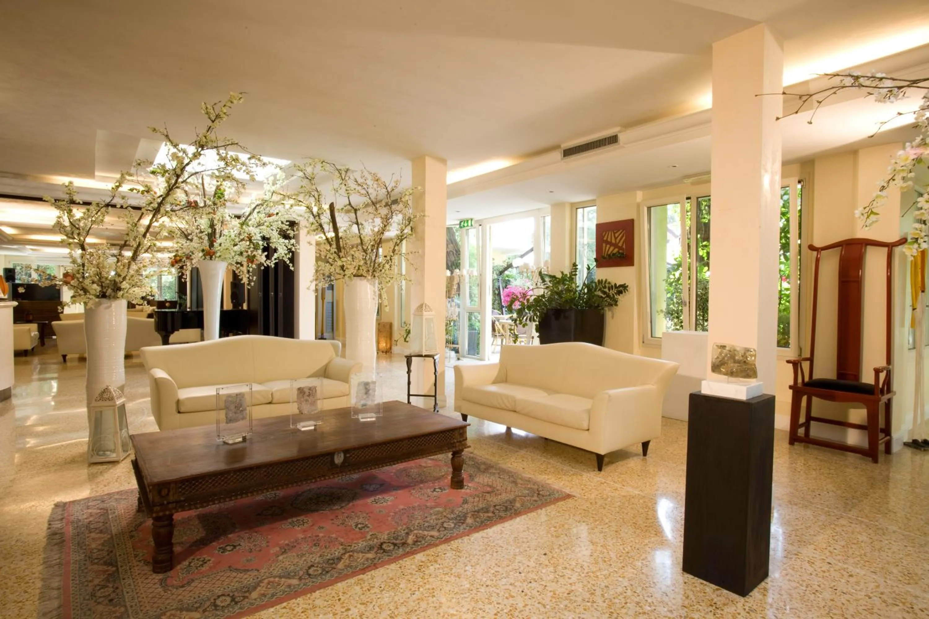 Lobby or reception in JR Resort Logos Forte dei Marmi